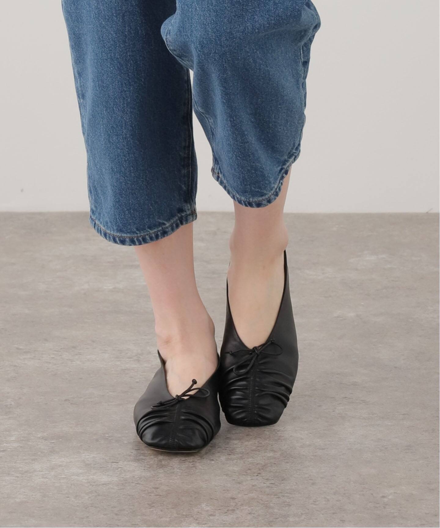JVAM/ジェイヴィエーエム CARIN GATHER FLAT（フラットシューズ）｜LE