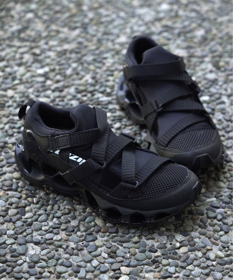 MIZUNO/ミズノ WAVE PROPHECY STRAP シューズ D1GA2519（スニーカー 