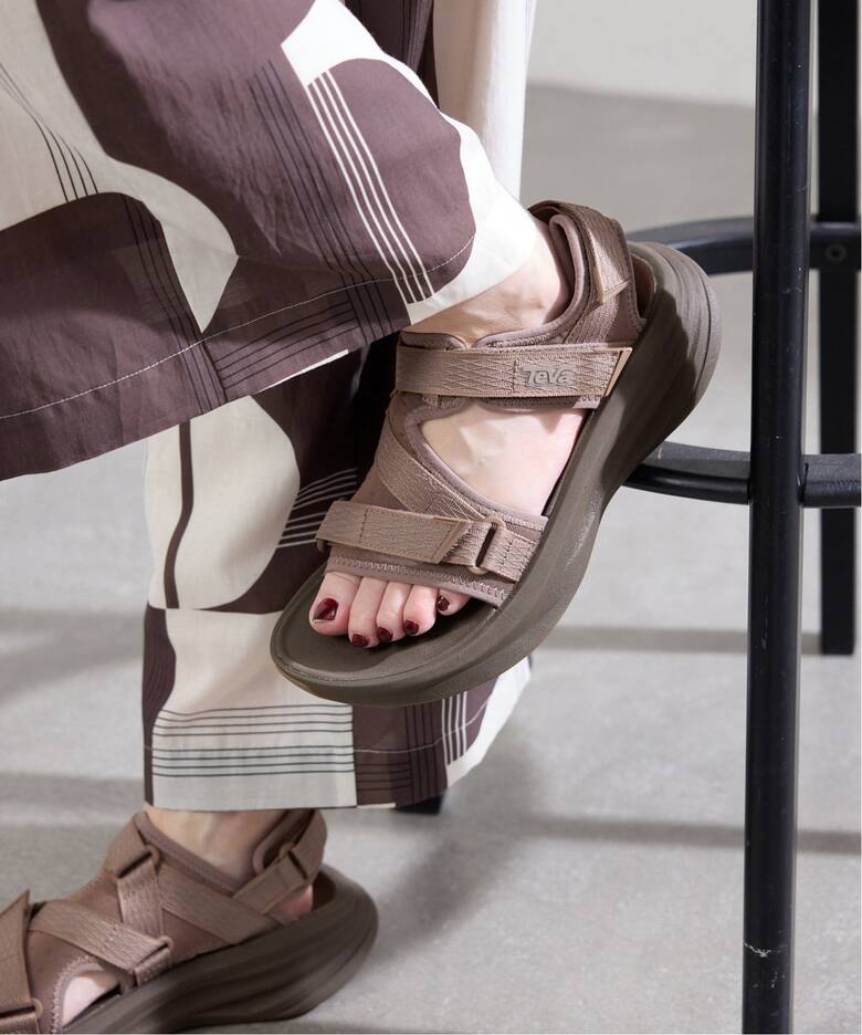 Teva/テバ 別注 W Aventrail R2T サンダル 1172831（サンダル）｜IENA