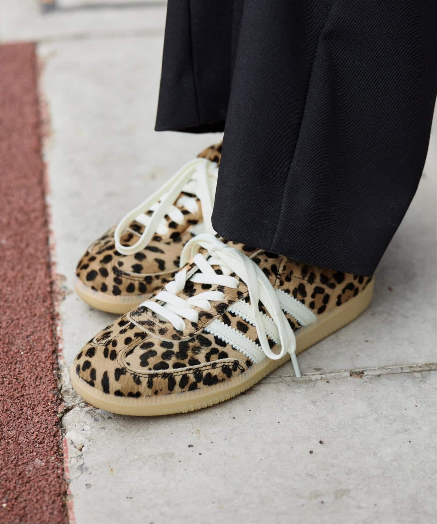 adidas/アディダス SAMBA OG W LEOPARD KI6674（スニーカー）｜SLOBE