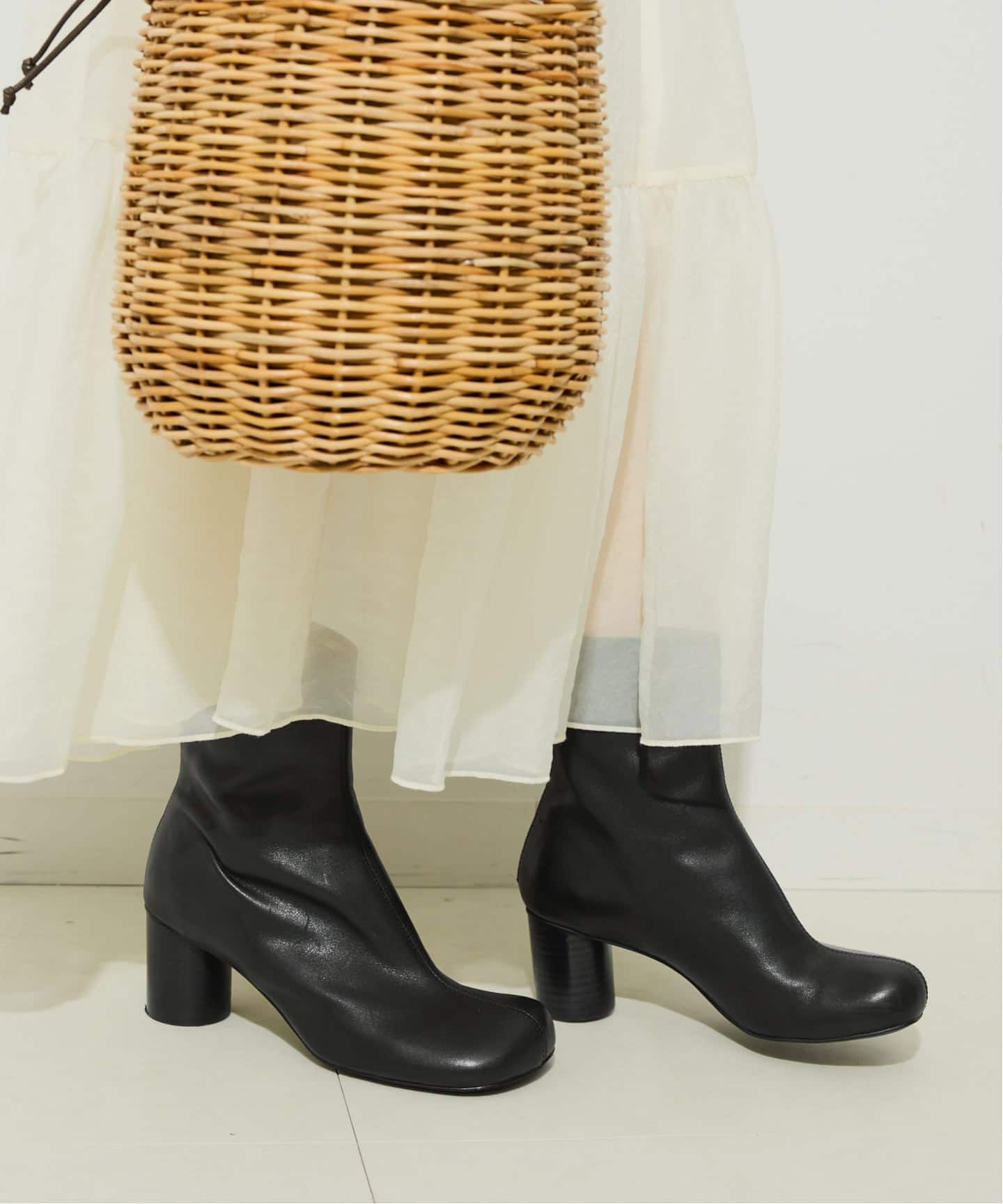 美品SLOBE IENA スクエアトゥショートブーツ SLOBE IENA｜《WEB限定サイズあり/追加2》SLOBE スクエアトゥショート