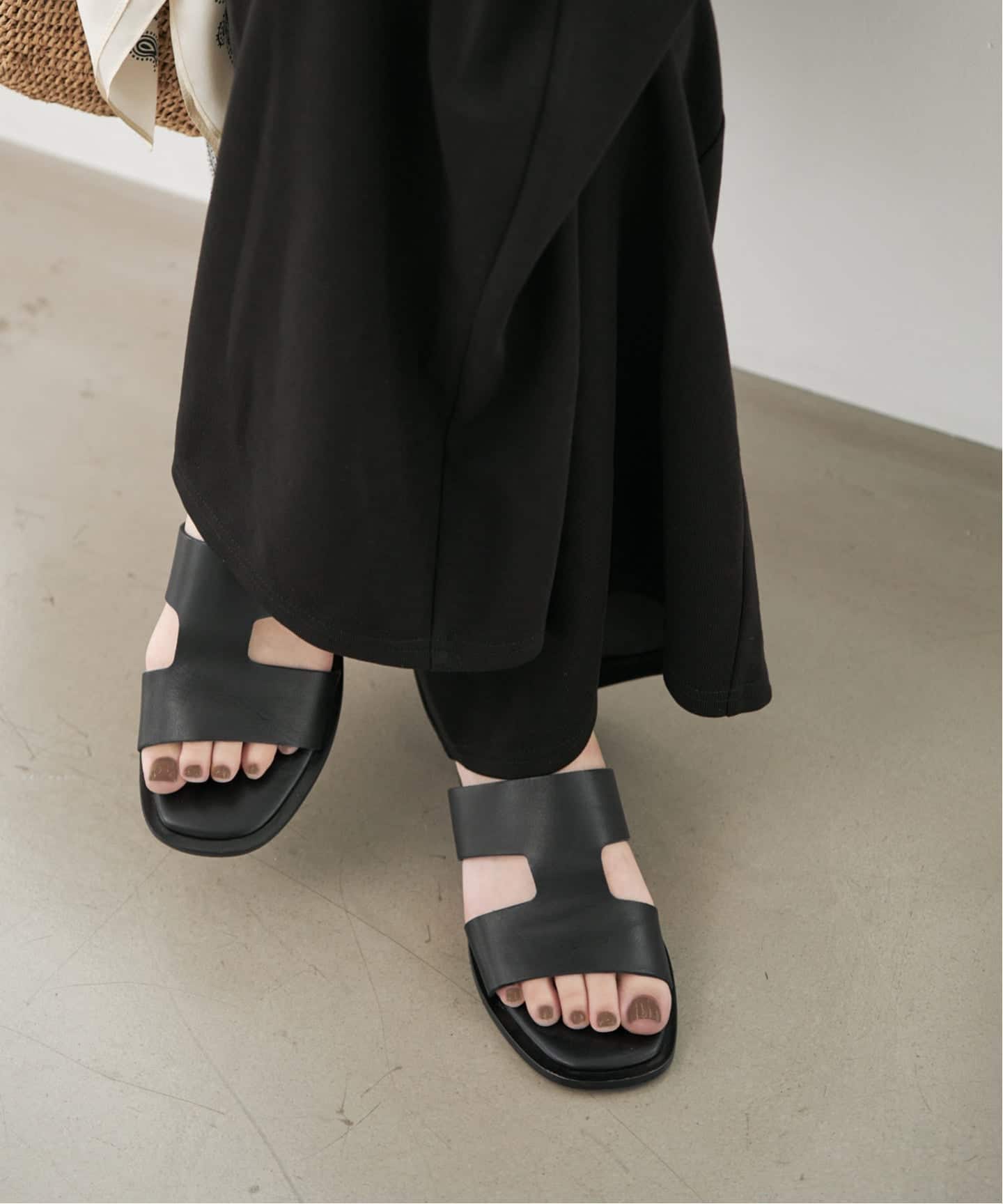 L/UCCA/ルッカ フラットサンダル LU-08D（サンダル）｜SLOBE IENA