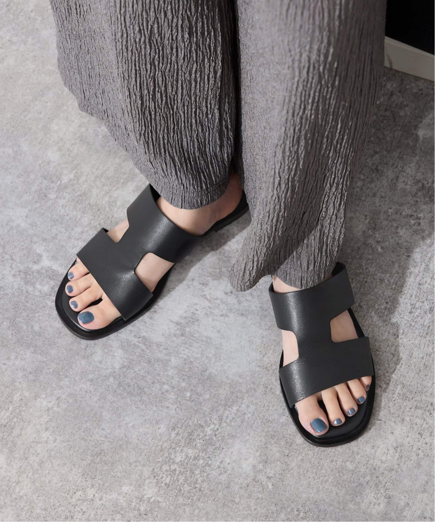 L/UCCA/ルッカ フラットサンダル LU-08D（サンダル）｜SLOBE IENA