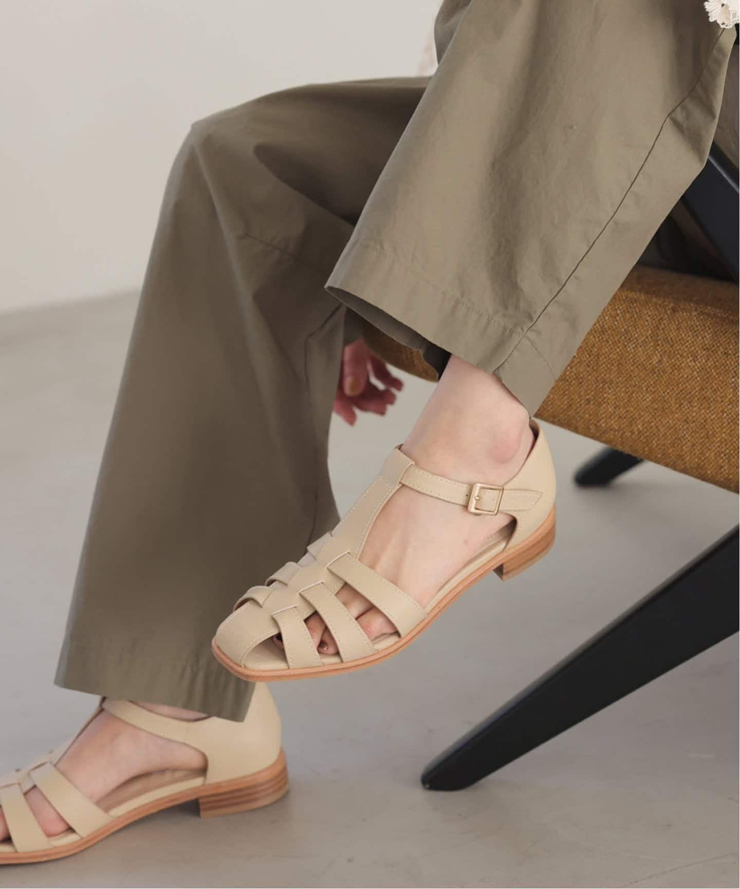 【極美品】最終値下げ　SLOBE IENA レザーグルカサンダル 追加予約》SLOBE レザーグルカサンダル（サンダル）｜SLOBE IENA