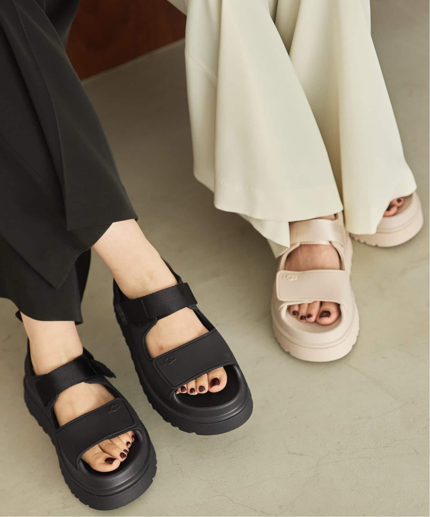 UGG / アグ THE GOLDEN GLOW サンダル　プラージュ　23 WEB限定追加》UGG / アグ THE GOLDEN GLOW サンダル（サンダル