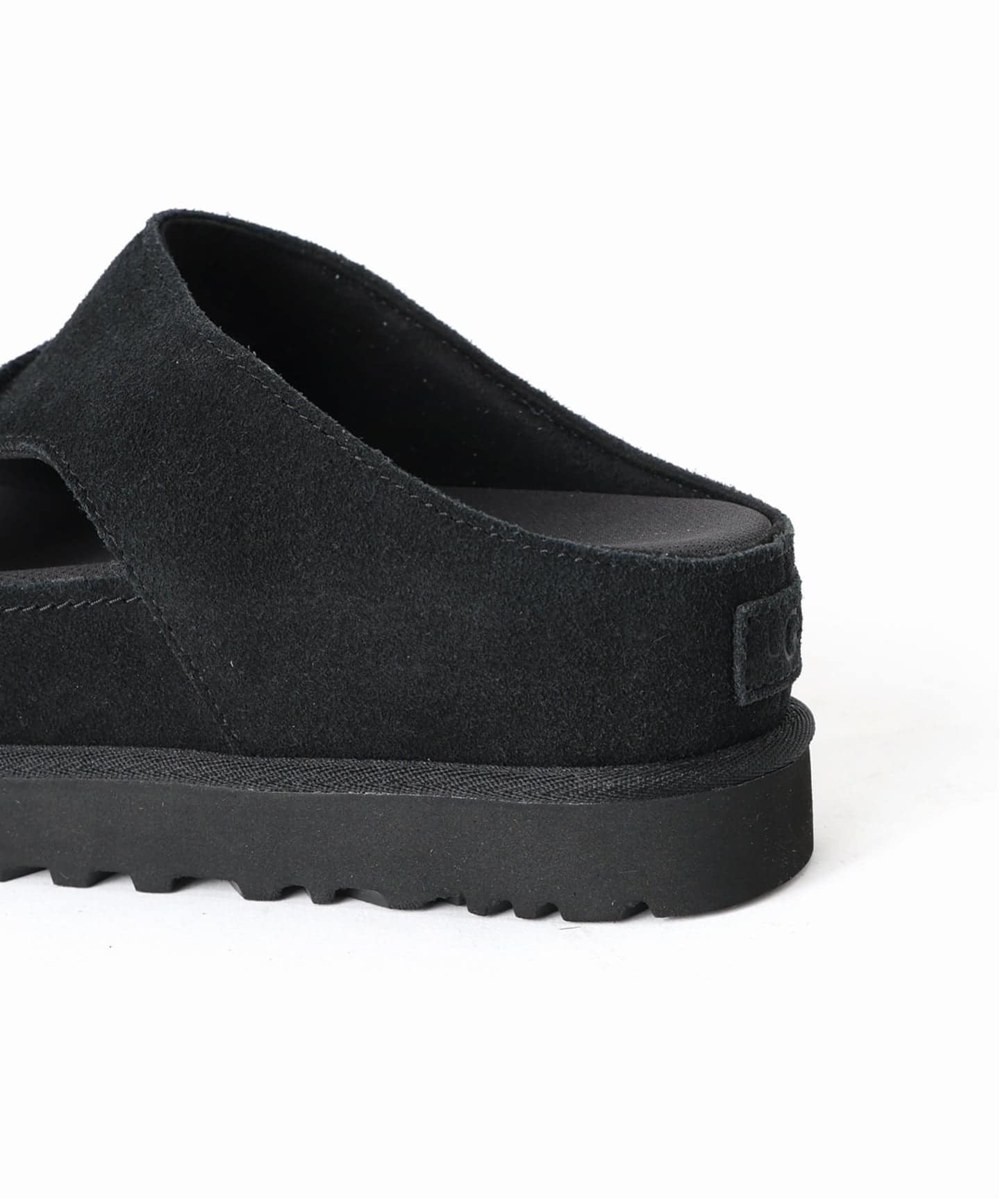 UGG / アグ W GOLDENSTAR CUTOUT SLIDE サンダル（サンダル）｜Plage