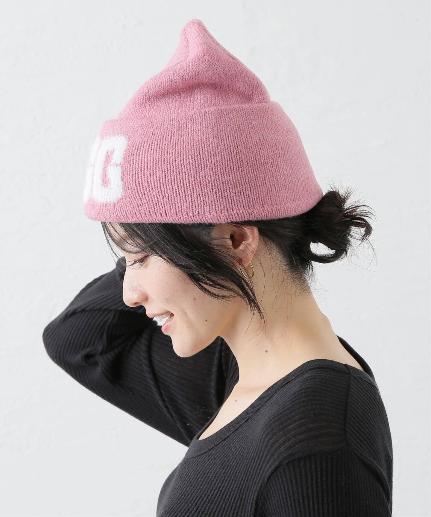 UGG U FUZZY UGG LOGO BEANIE 105248（ニットキャップ・ビーニー