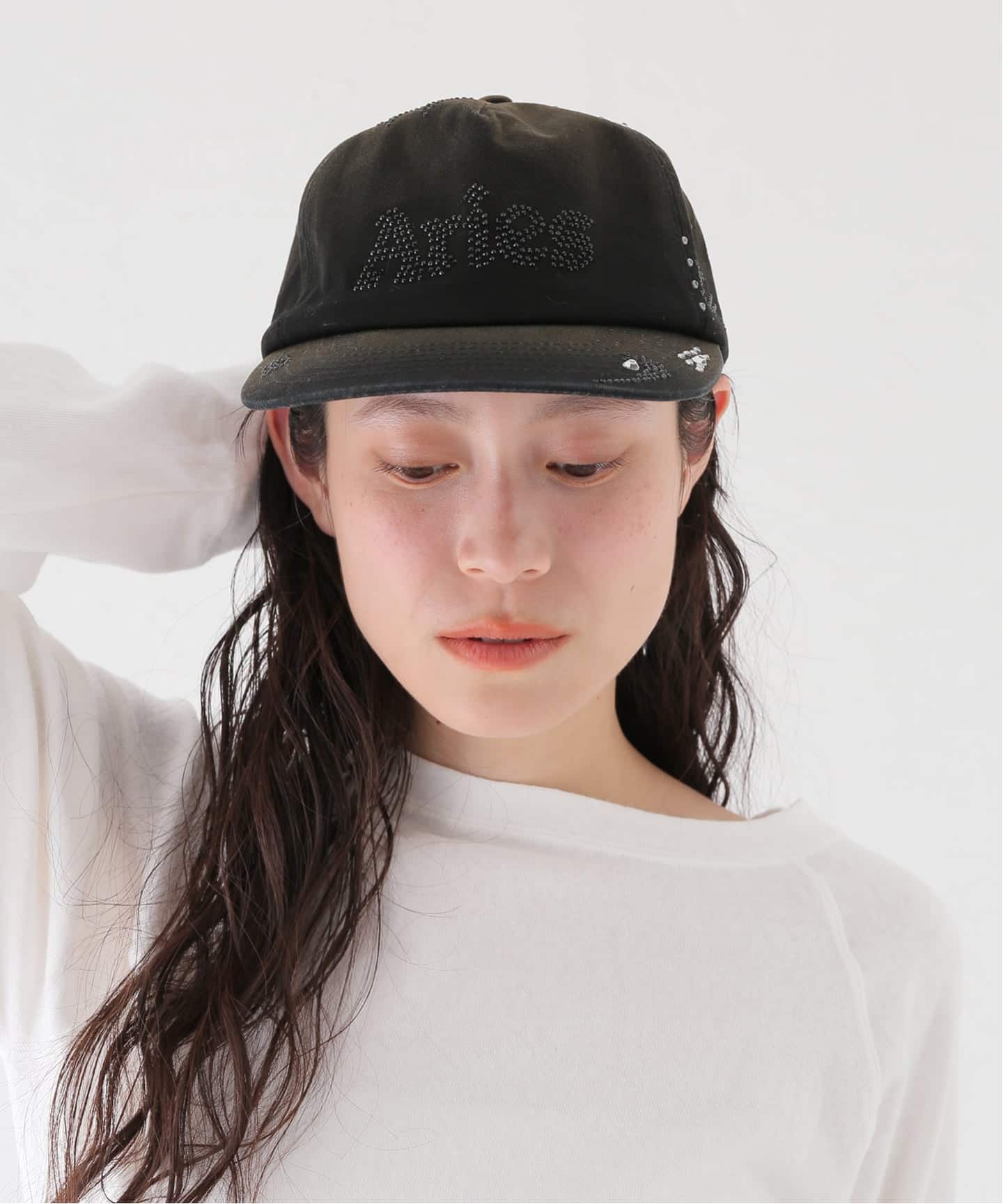 ARIES / アリーズ】Distressed Diamante Cap(キャップ)|Oriens ARIES / アリーズ】Distressed Diamante Cap(キャップ)|Oriens