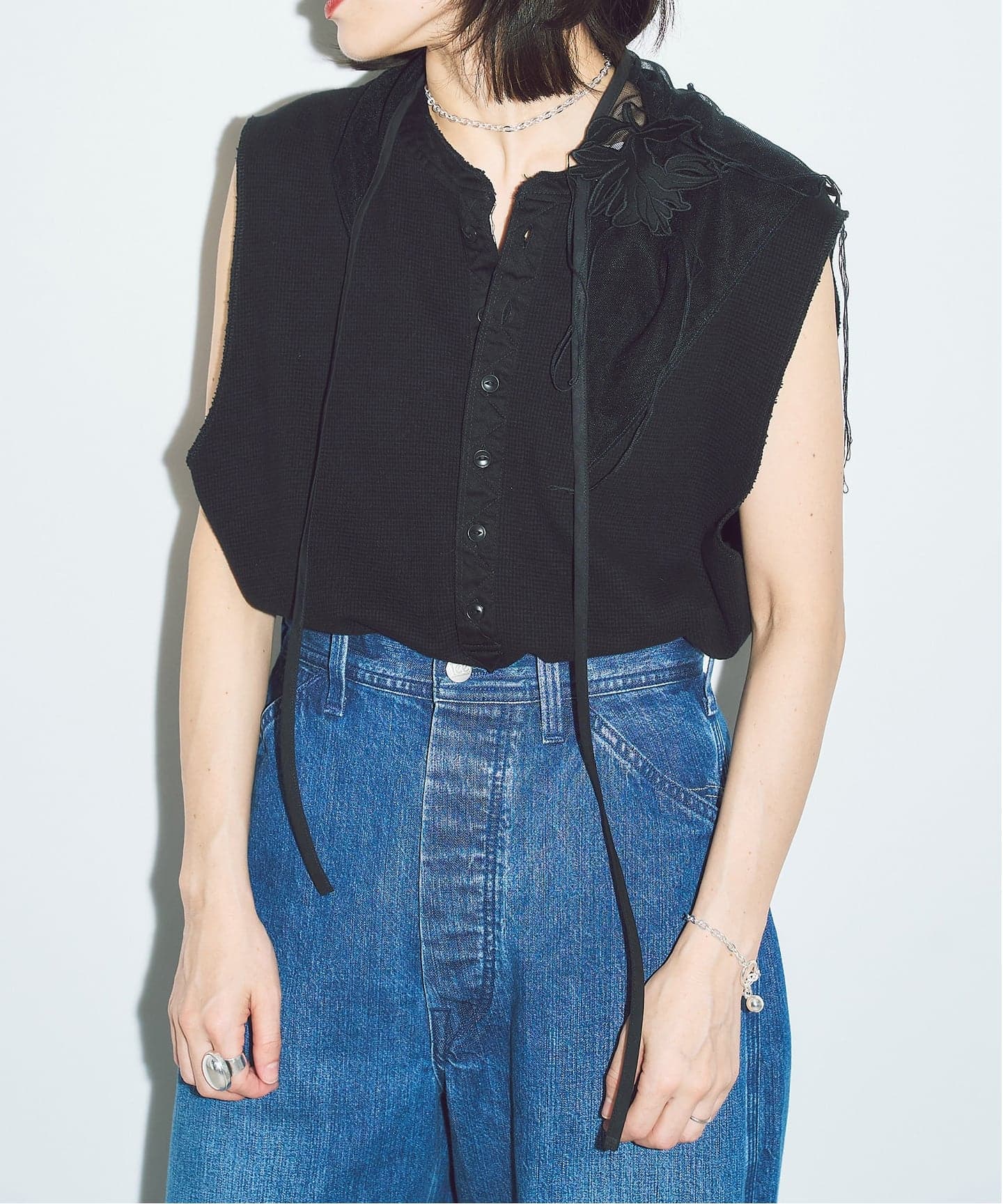 MARGE FRAYED EMBROIDERY SCARF 1012-0108-035：スカーフ（スカーフ