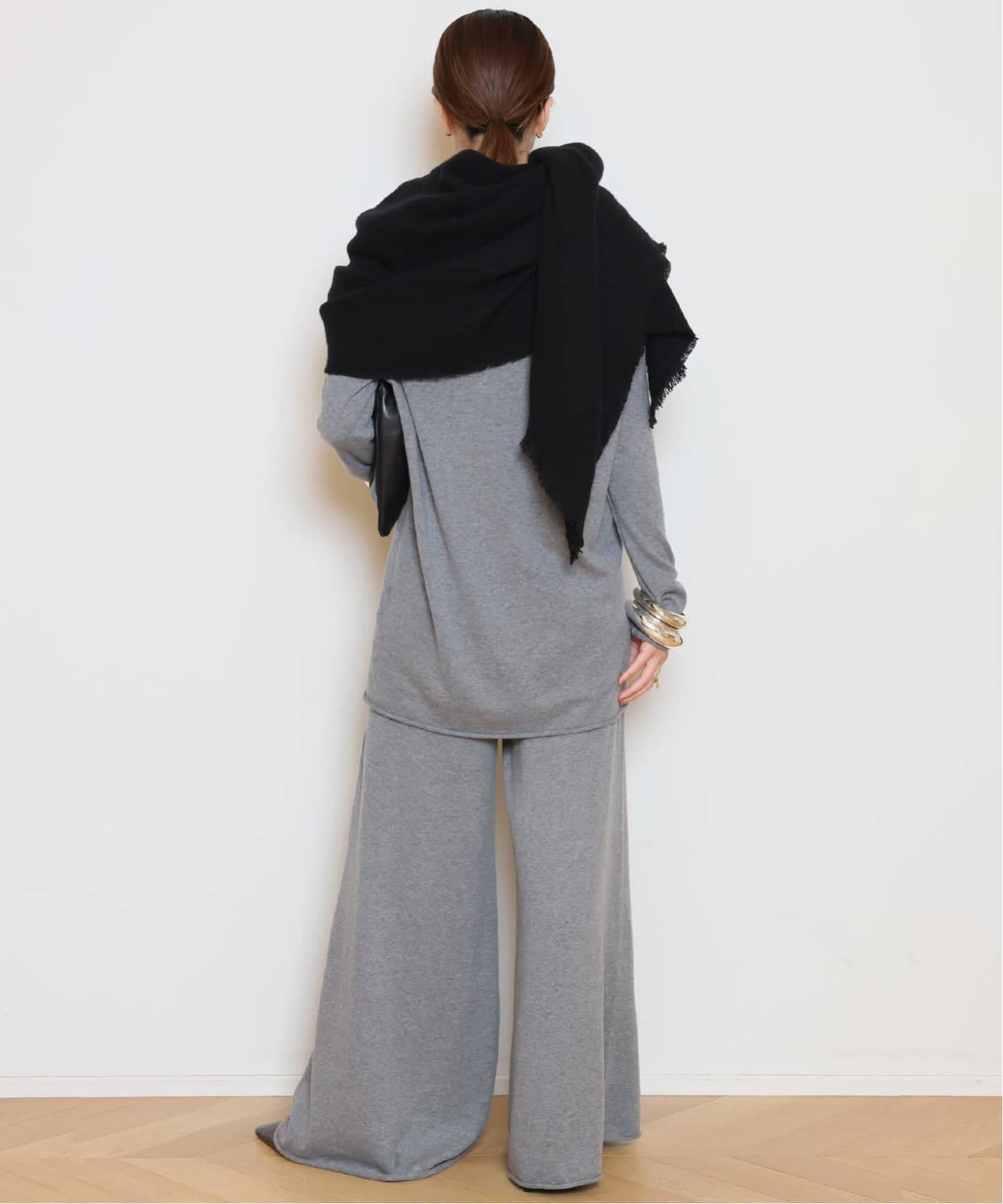 【ALONPI CASHMERE / アロンピ カシミア】グレー　美品！ ALONPI CASHMERE/アロンピ カシミヤ】 CASHMERE ストール（ストール