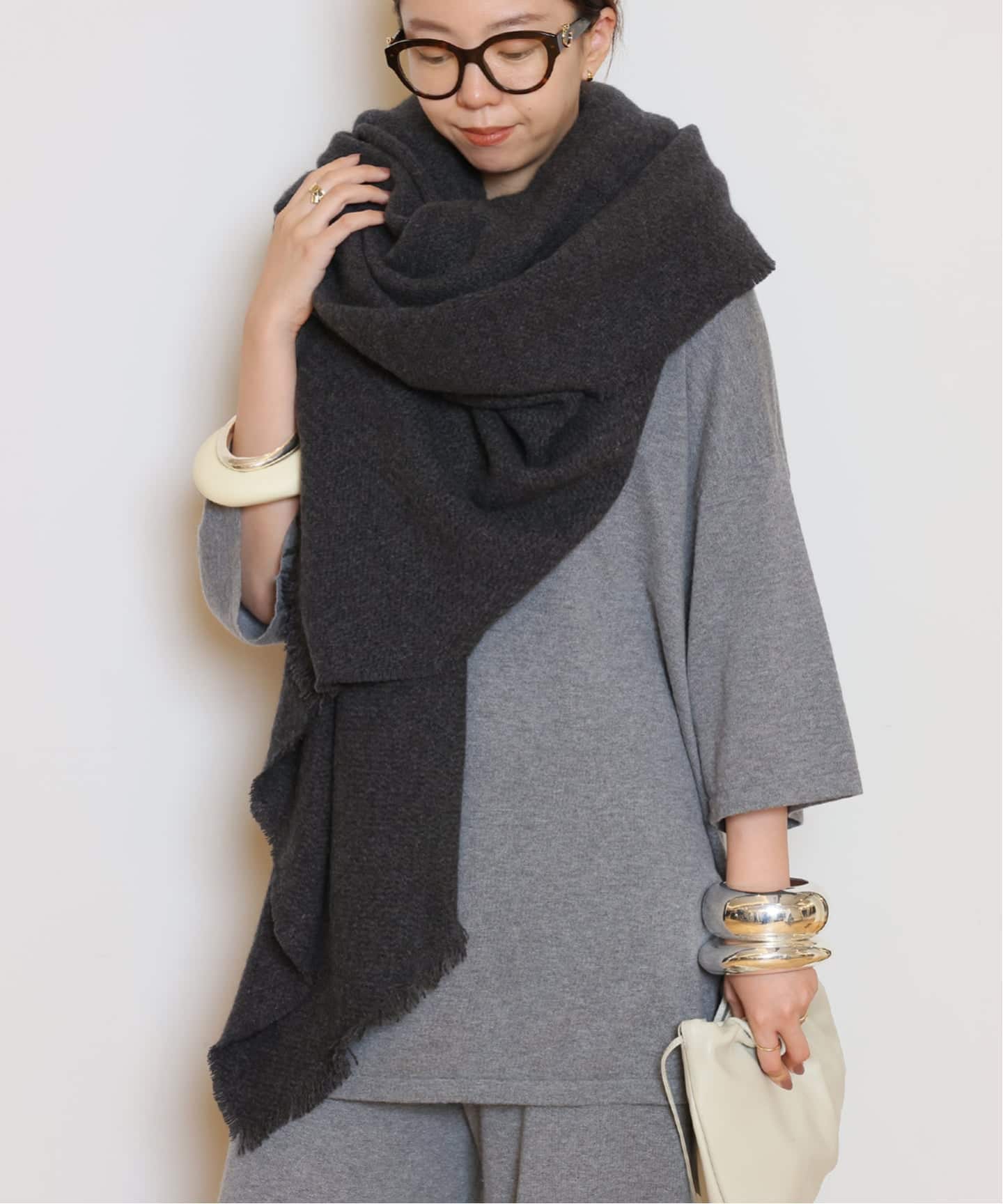 ALONPI CASHMERE　アロンピ　カシミヤ100%　大判　ストール ALONPI CASHMERE/アロンピ カシミヤ】 CASHMERE ストール（ストール