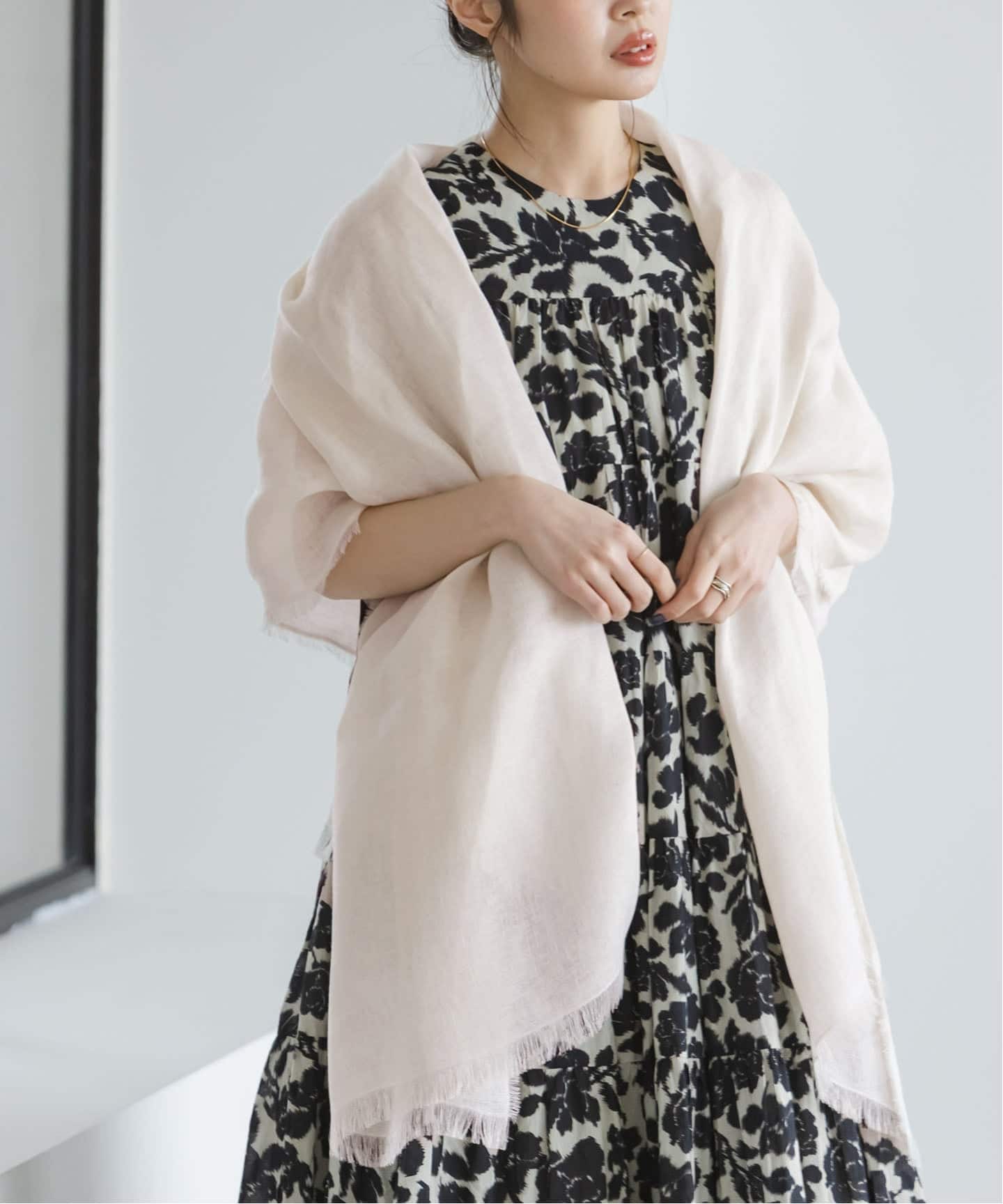 NOBLE別注カラー》THROW/スロー Light Linen Color Stole（ストール