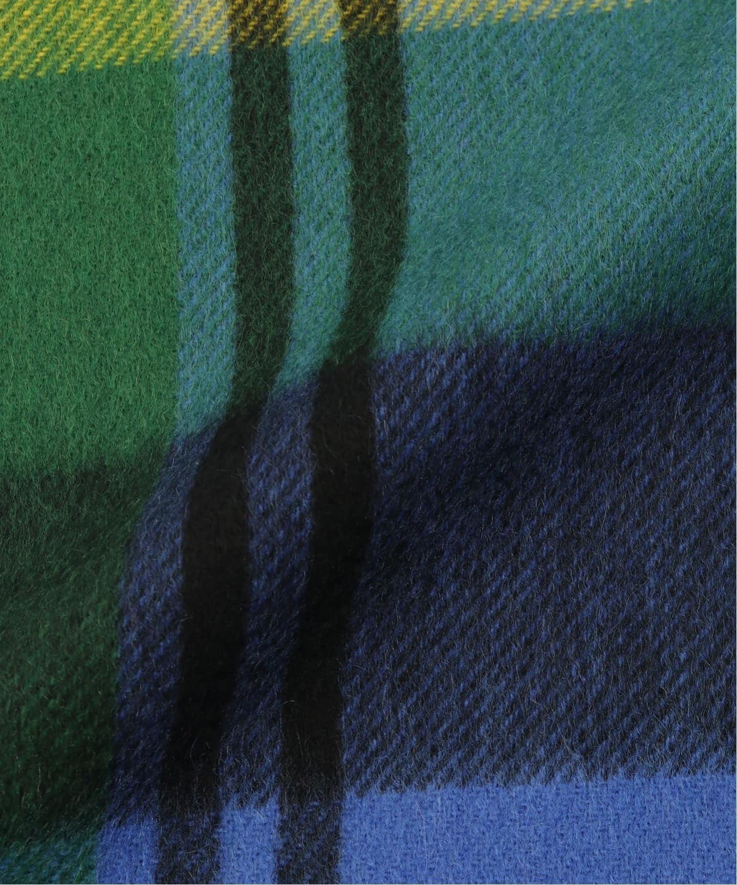 JOSHUA ELLIS（ジョシュア エリス）CPG30/180（マフラー）｜EDIFICE