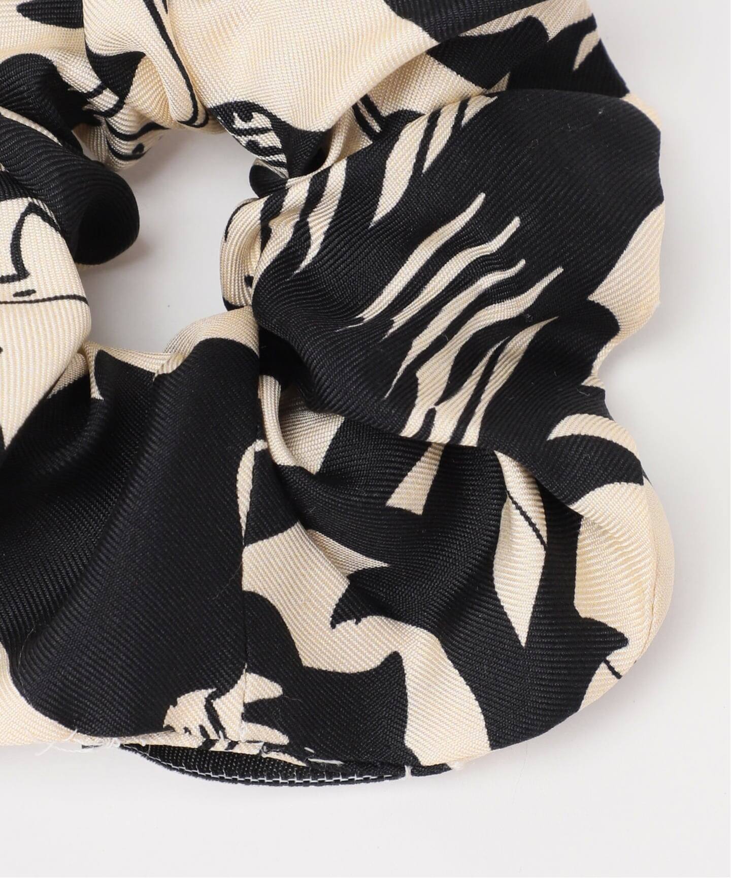 追加》AENEIS/エネス Mur Floral Silk Scrunchie シュシュ（ヘア