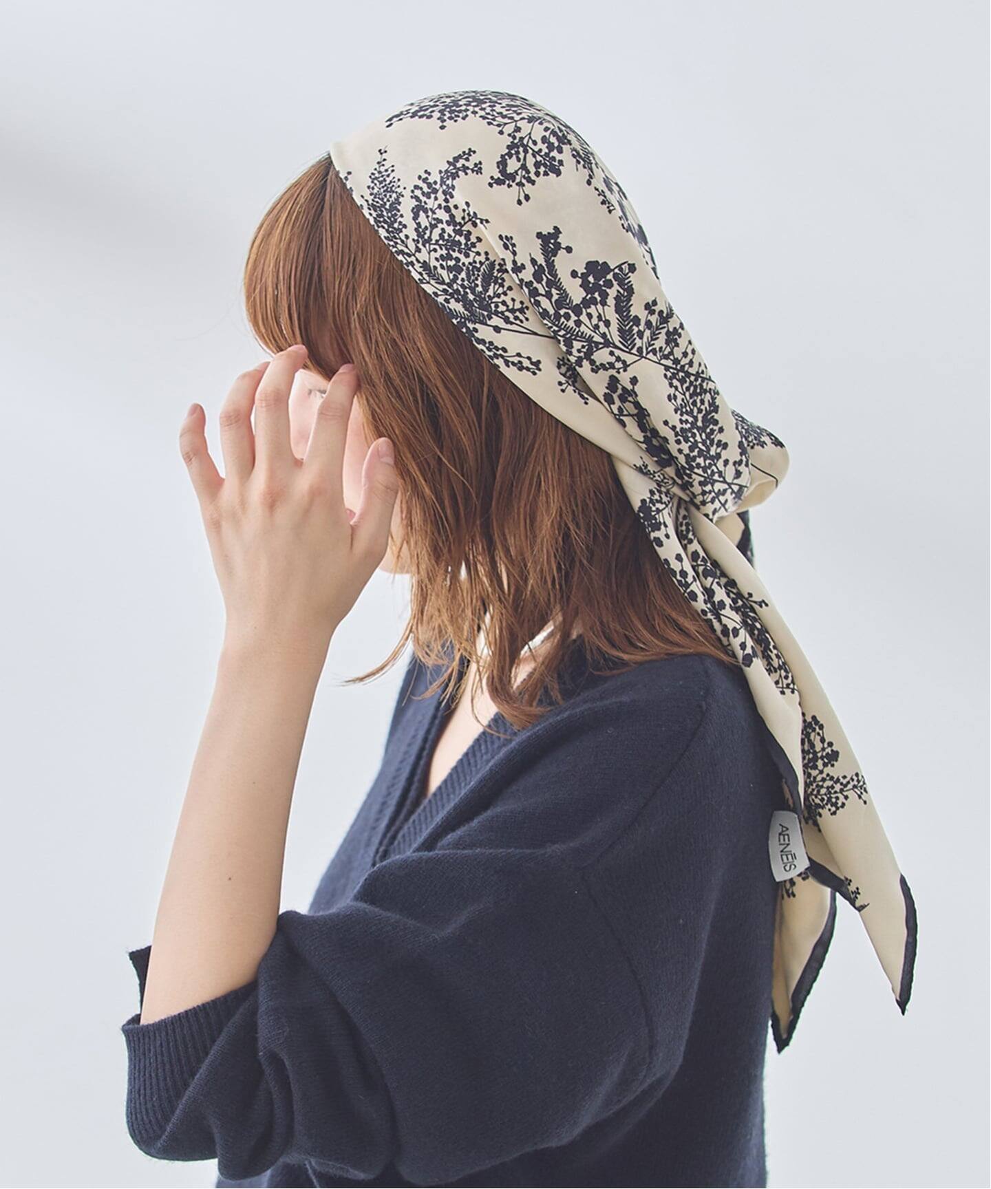 追加》AENEIS/エネス Mimosa Silk Scarf 90-BONE スカーフ（スカーフ