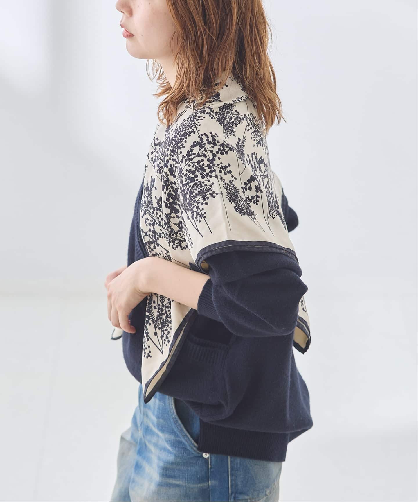 追加》AENEIS/エネス Mimosa Silk Scarf 90-BONE スカーフ（スカーフ