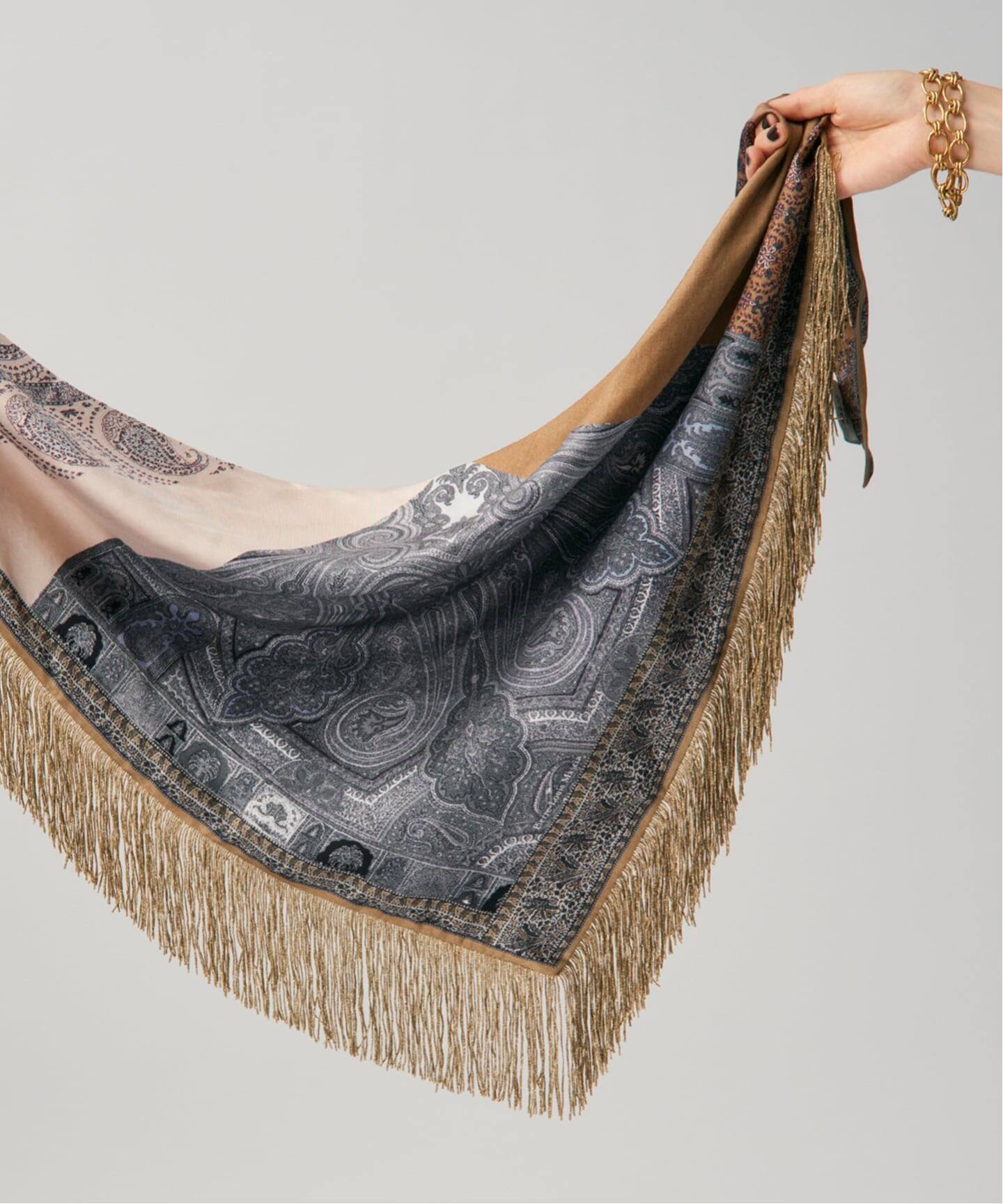 PIERRE LOUIS MASCIA ピエール ルイマーシャ Triangular Shawl 517567