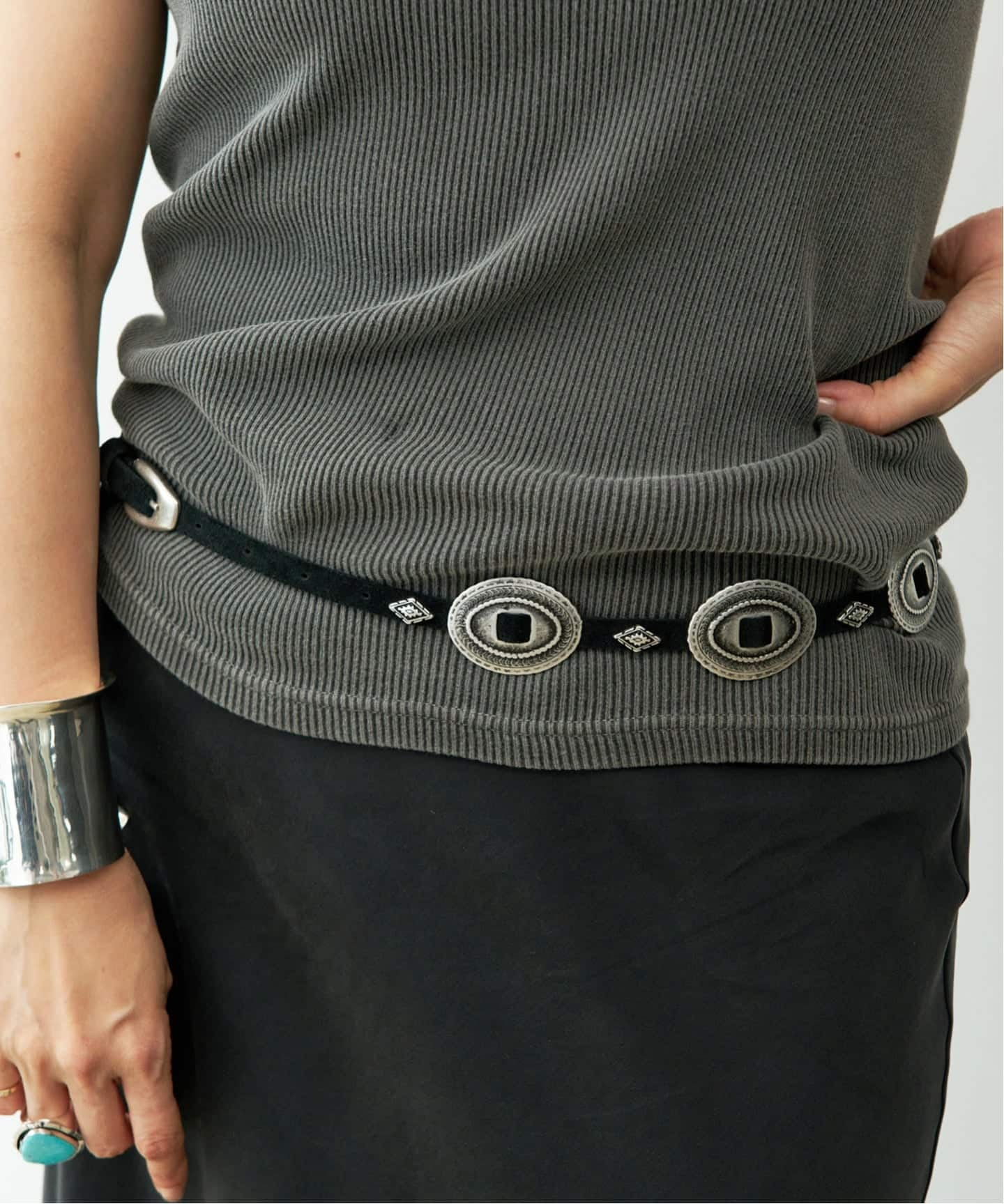 予約》【PUNTOVITA/プントヴィータ】CONCHO BELT BLACK（ベルト