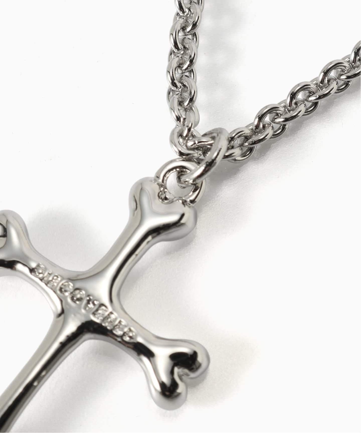 DISCOVERED / ディスカバード BONE CROSS NECKLACE（ネックレス