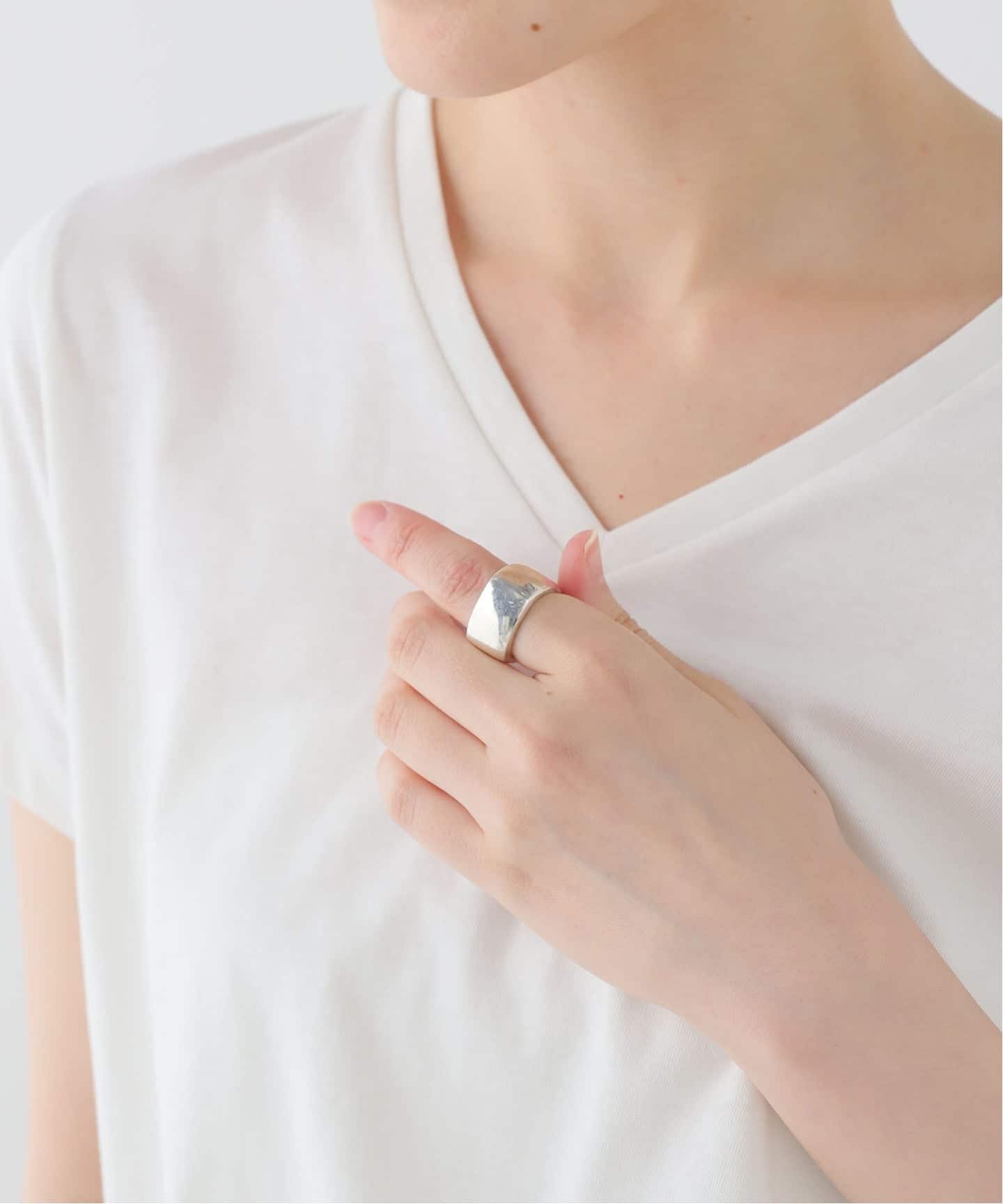 VINTAGE CHANEL/シャネル】ring square cusion（リング）｜ENSEMBLE