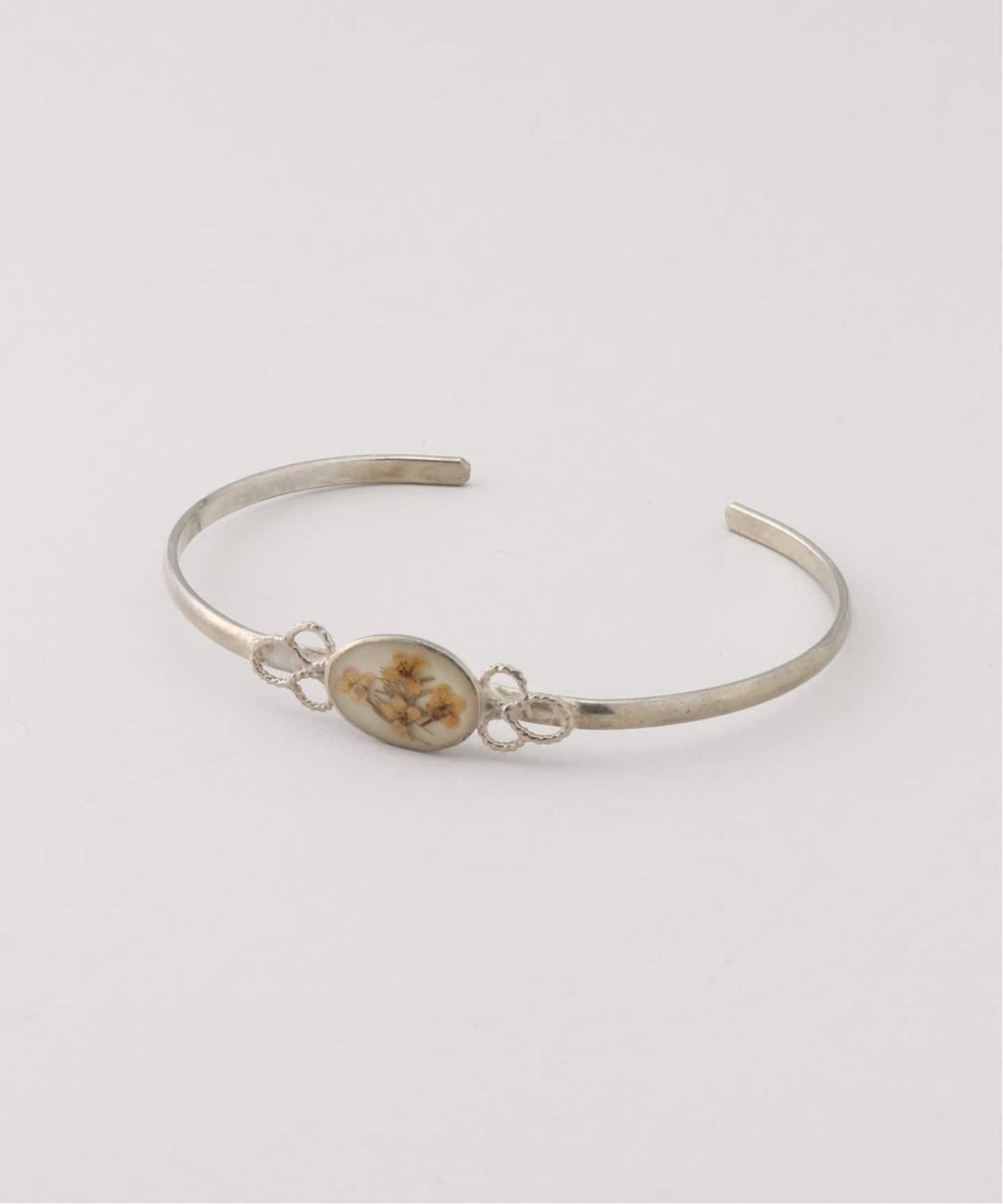 GUSTAVO グスタボ　ホワイト　ブレスレット GUSTAVO / グスタボ Flower Narrow Bracelet-oval（ブレスレット