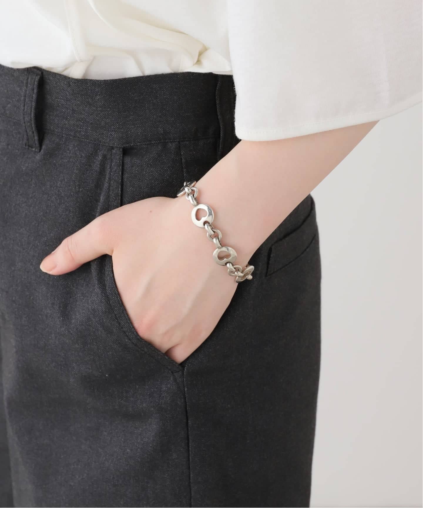 VINTAGE TIFFANY&Co./ティファニー】Pierced heart bracelet