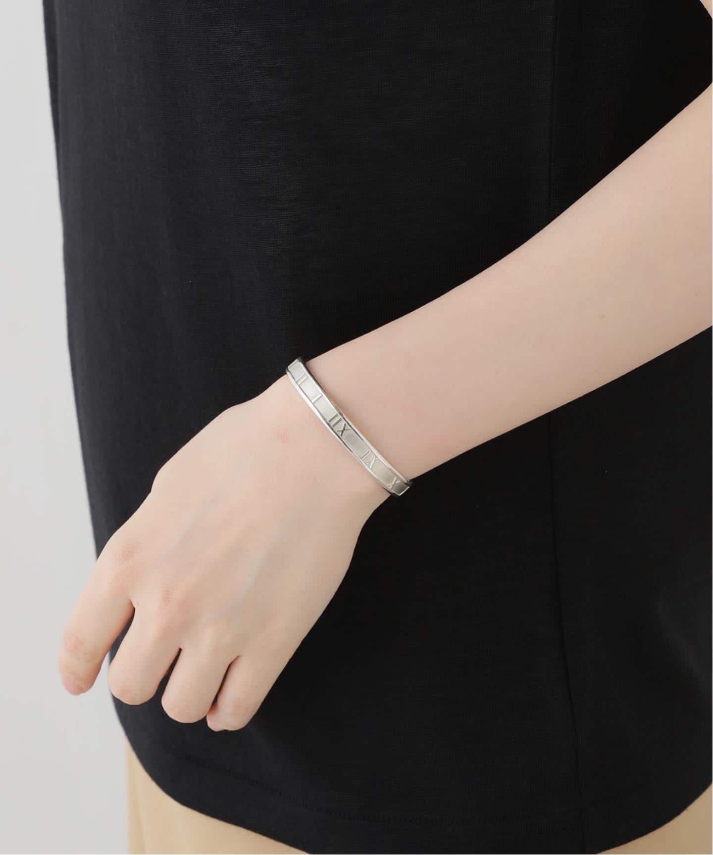 VINTAGE TIFFANY&Co./ティファニー】Atlas cuff bangle（ブレスレット