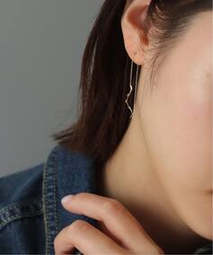 ウェーブステーションダイヤアメリカンピアス K10（両耳）（ピアス（両 