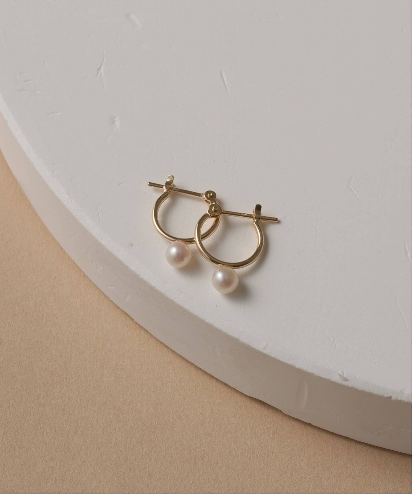 WEB限定》パールフープピアスS K10（両耳）（ピアス（両耳用