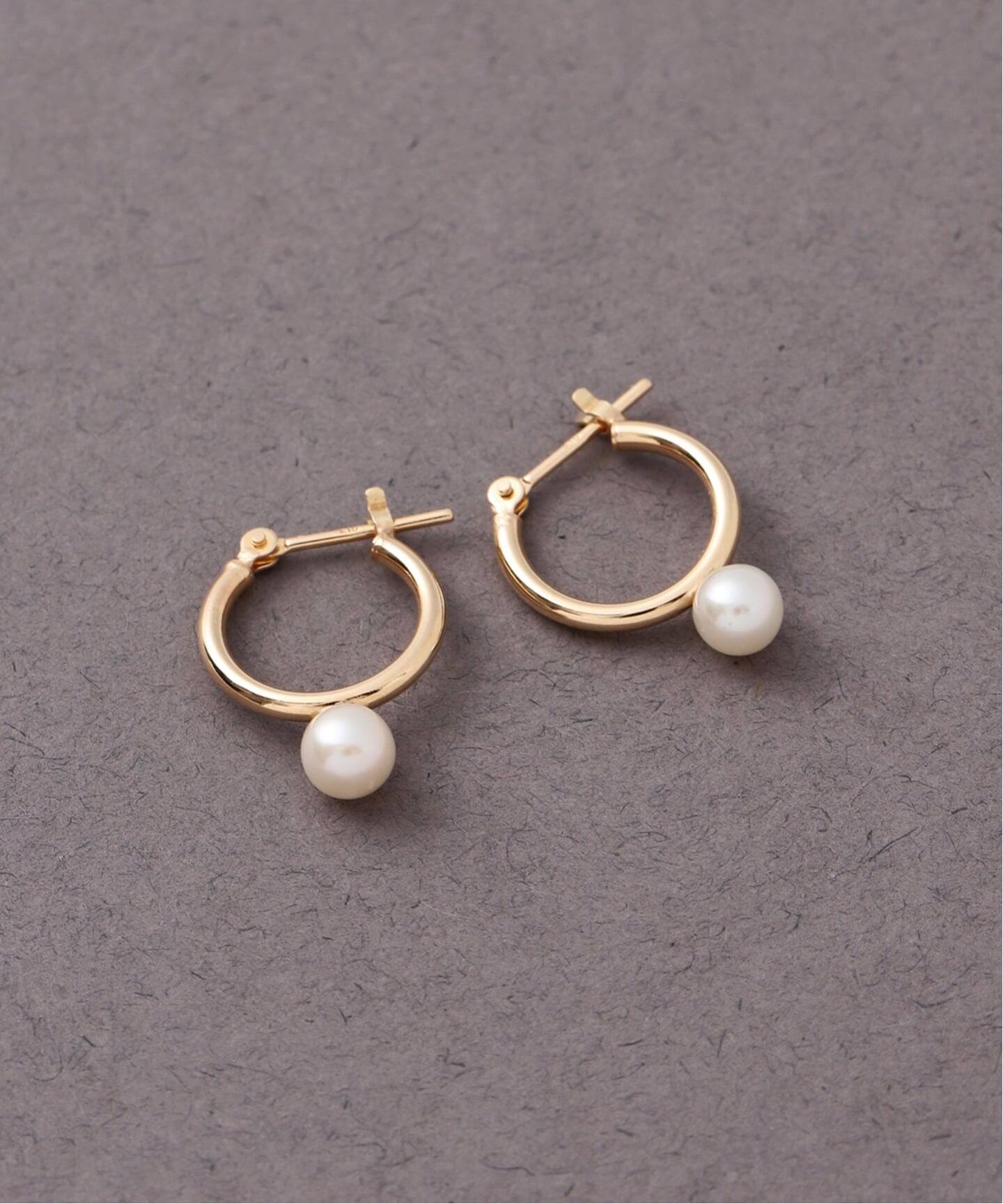 WEB限定》パールフープピアスM K10（両耳）（ピアス（両耳用