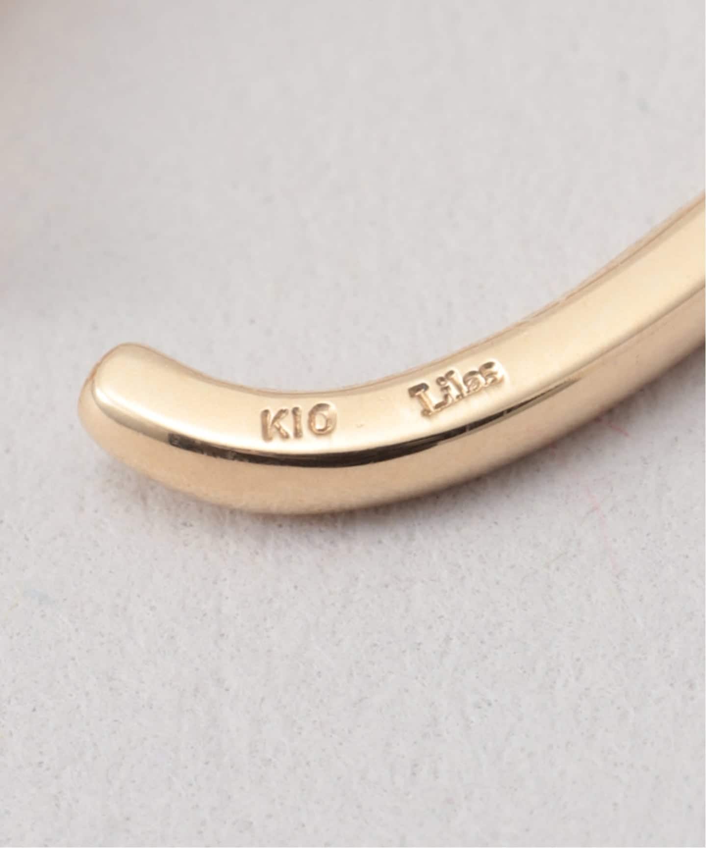 Lilas オーバルイヤーカフK10 WEB限定》オーバル淡水パールラインイヤーカフ K10（片耳