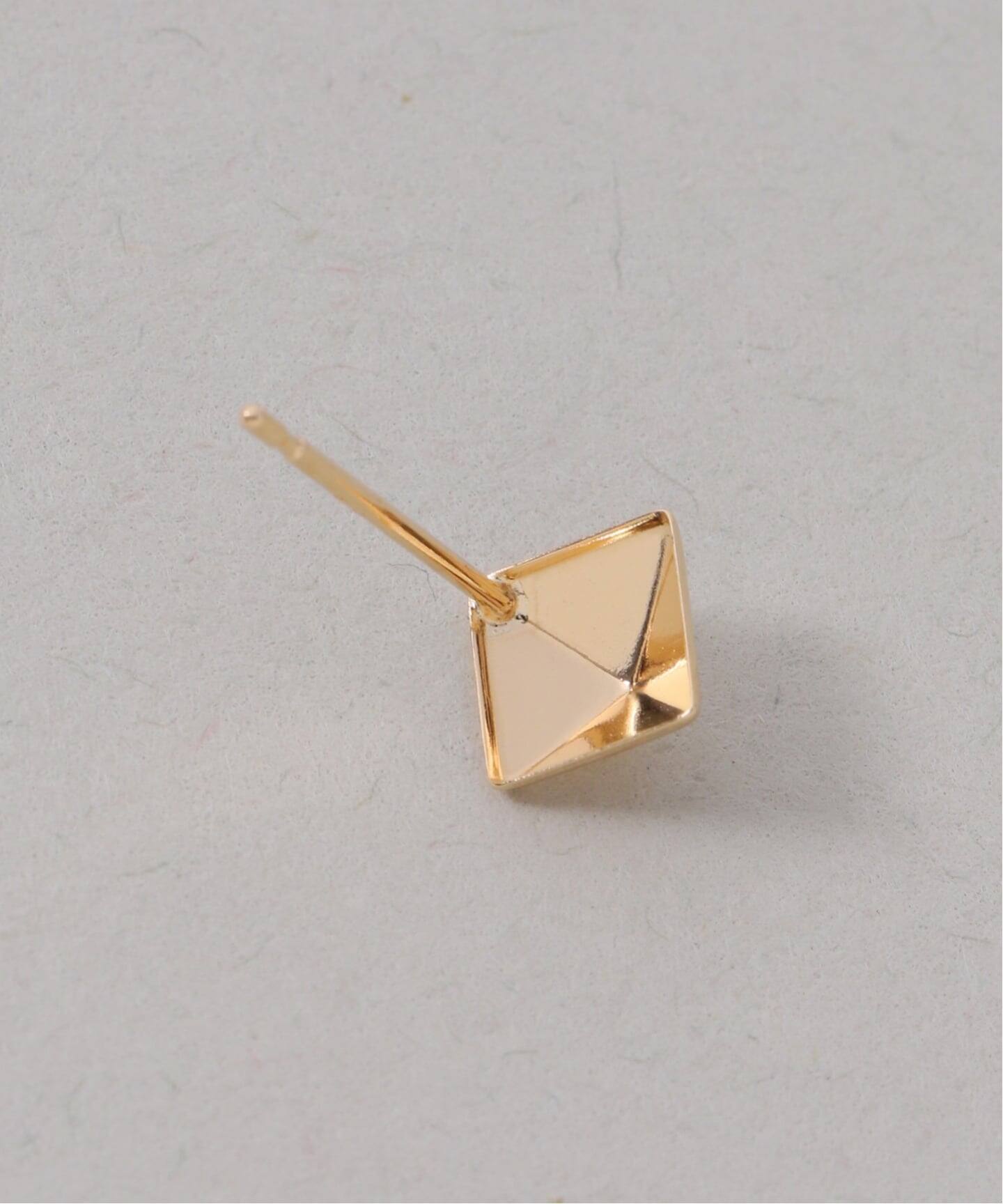 予約》スタッズピアス K18（両耳）（ピアス（両耳用））｜Lilas（リラ