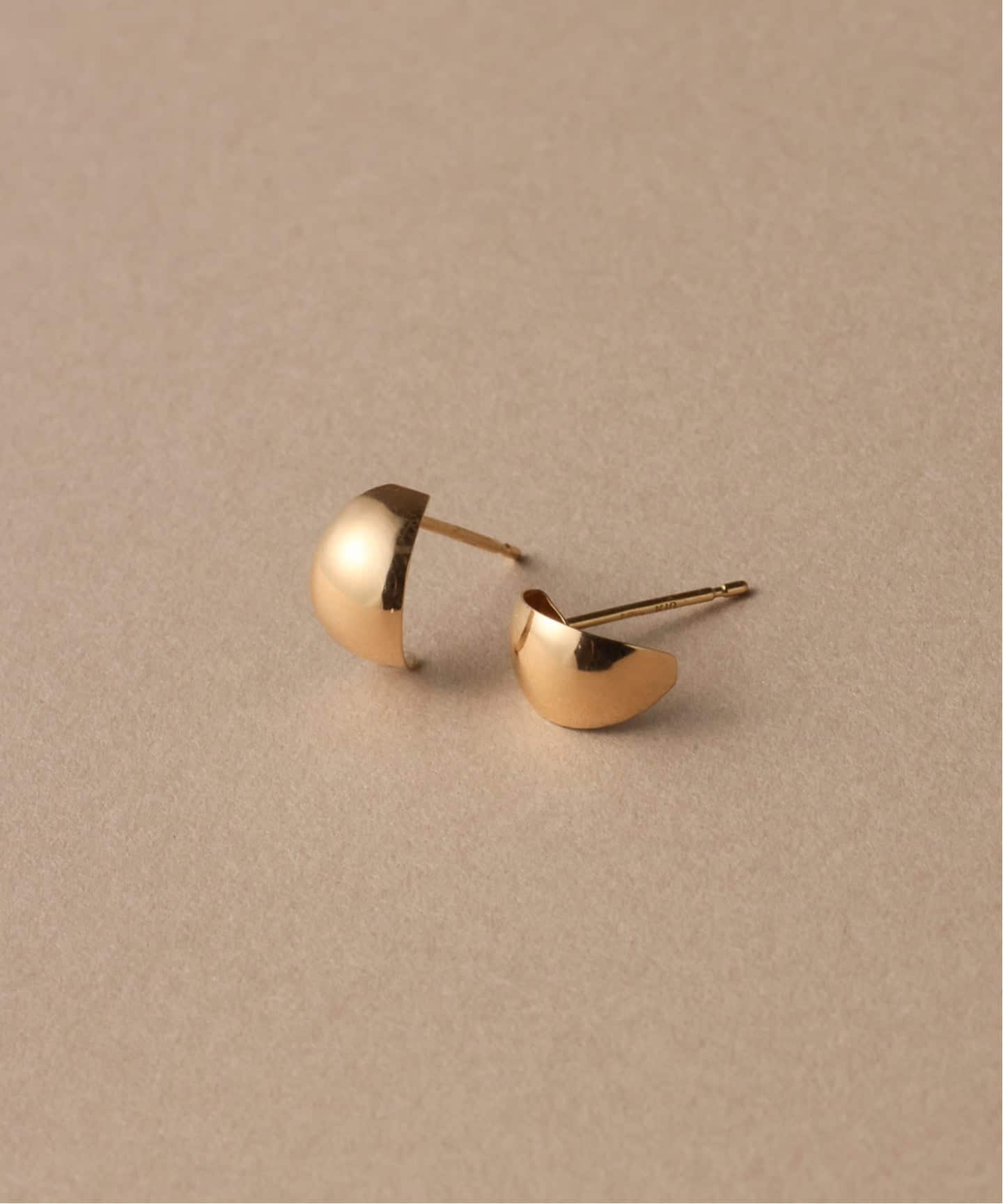 スモールムーンピアス K10（両耳）（ピアス（両耳用））｜Lilas（リラ