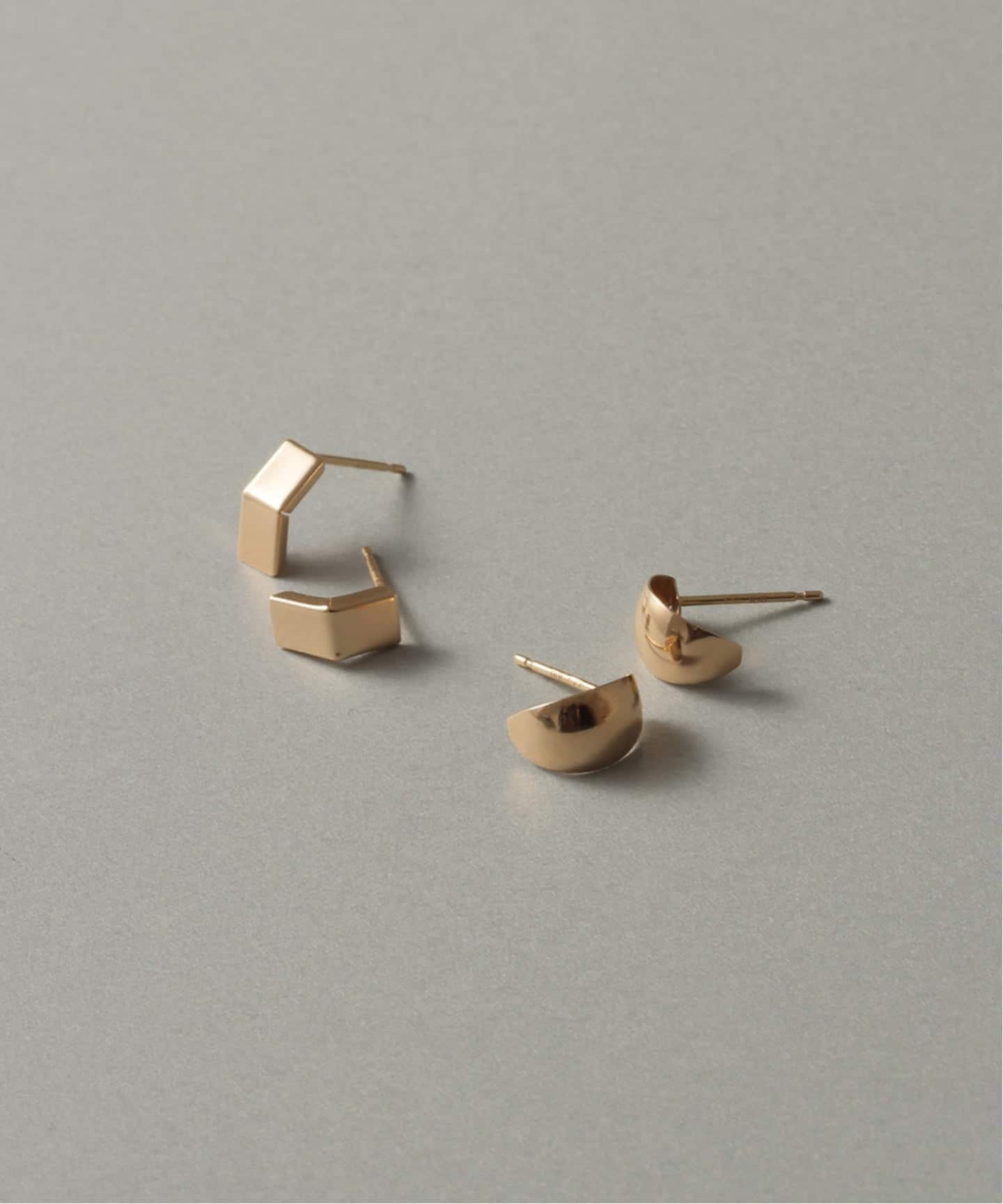 スモールムーンピアス K10（両耳）（ピアス（両耳用））｜Lilas（リラ