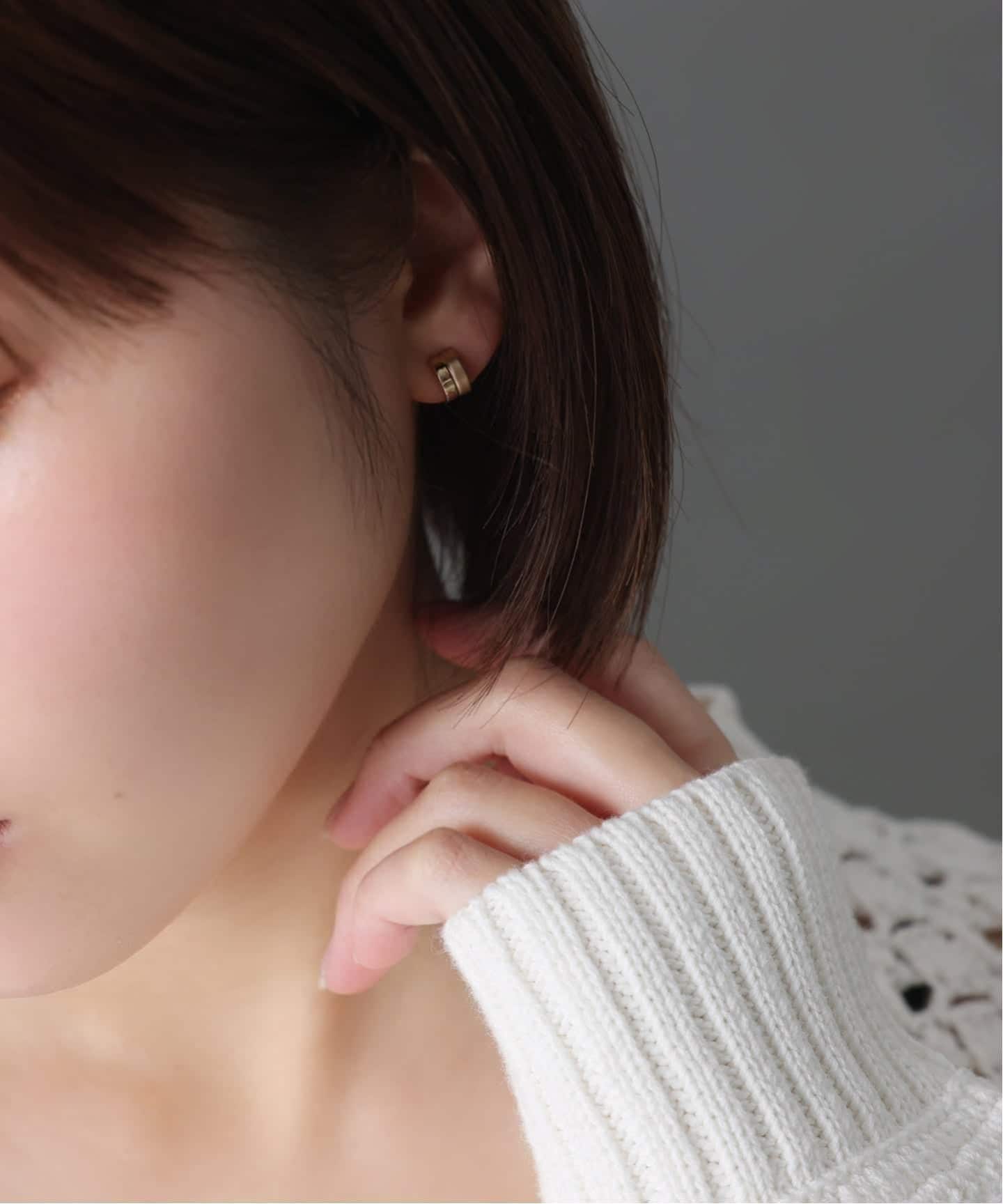 lilas リラ⭐︎ピアス　K10 WEB限定》ハーフマットピアス K10（両耳）（ピアス（両耳用））｜Lilas