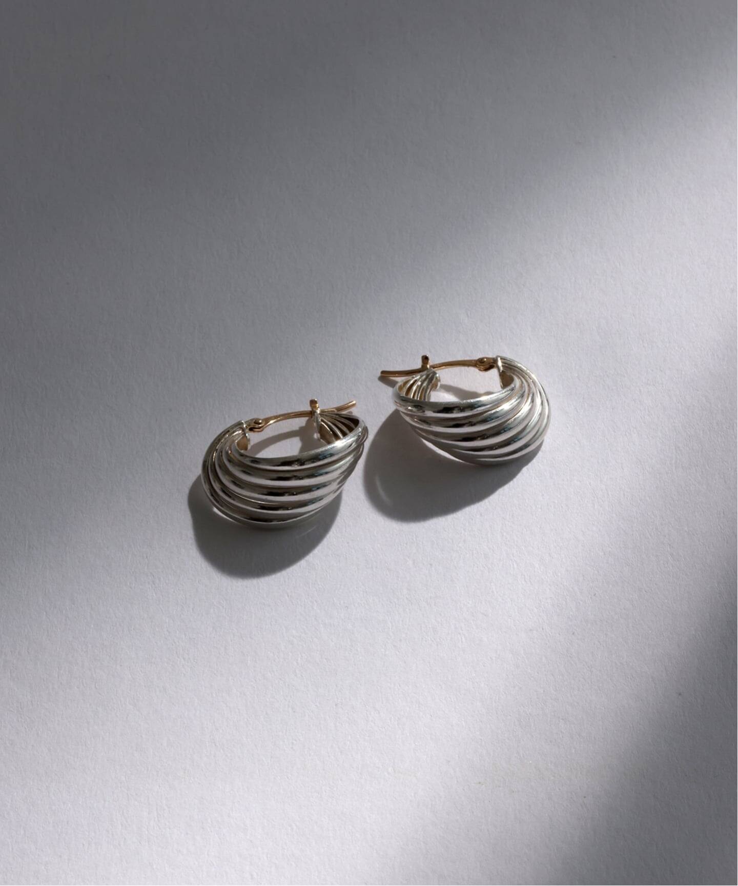 SAMH by LILAS】5ラインカーブフープピアス SV（両耳）（ピアス（両耳