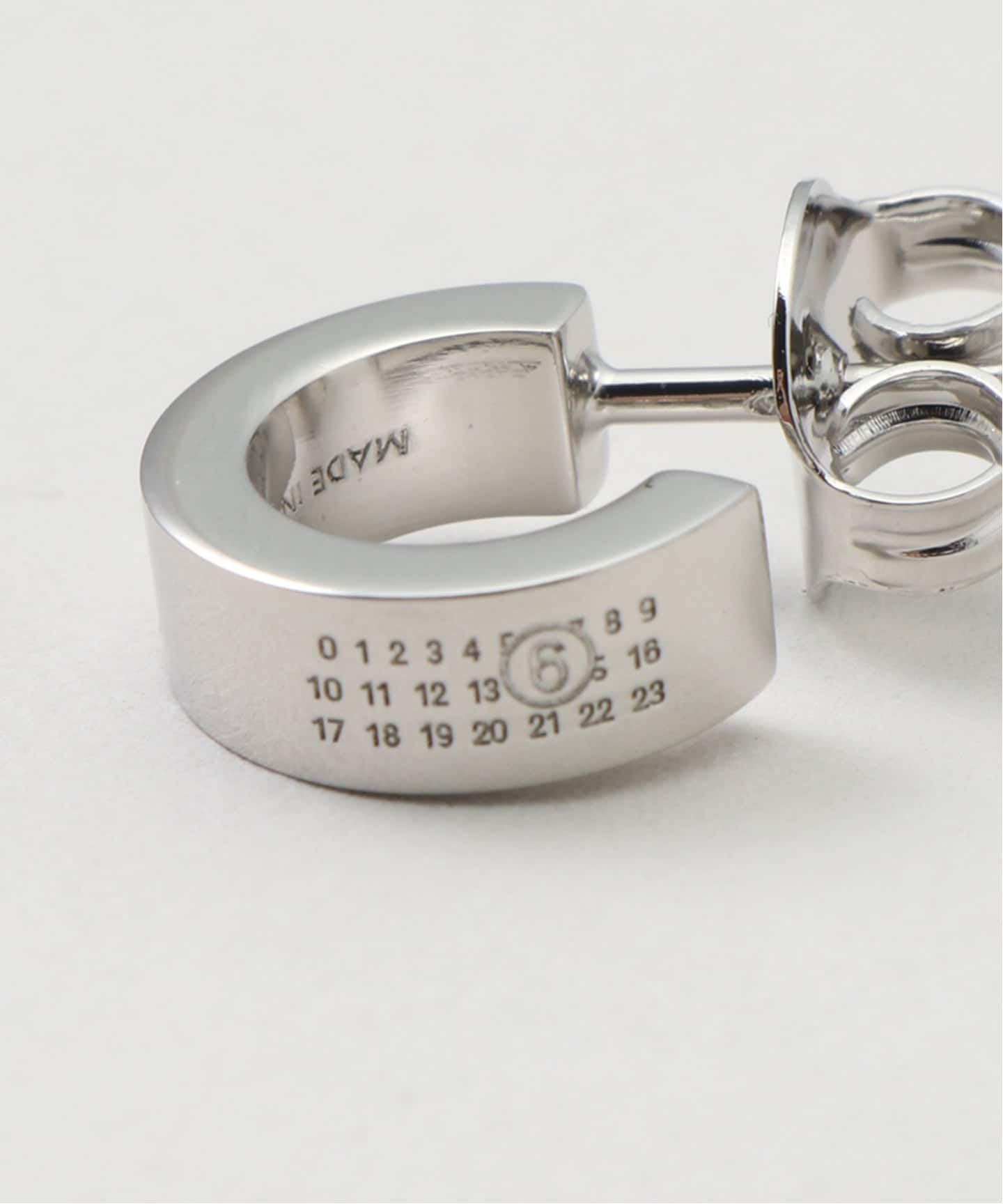 MM6 Maison Margiela/エムエム6 メゾン マルジェラ Minimal logo 4mm