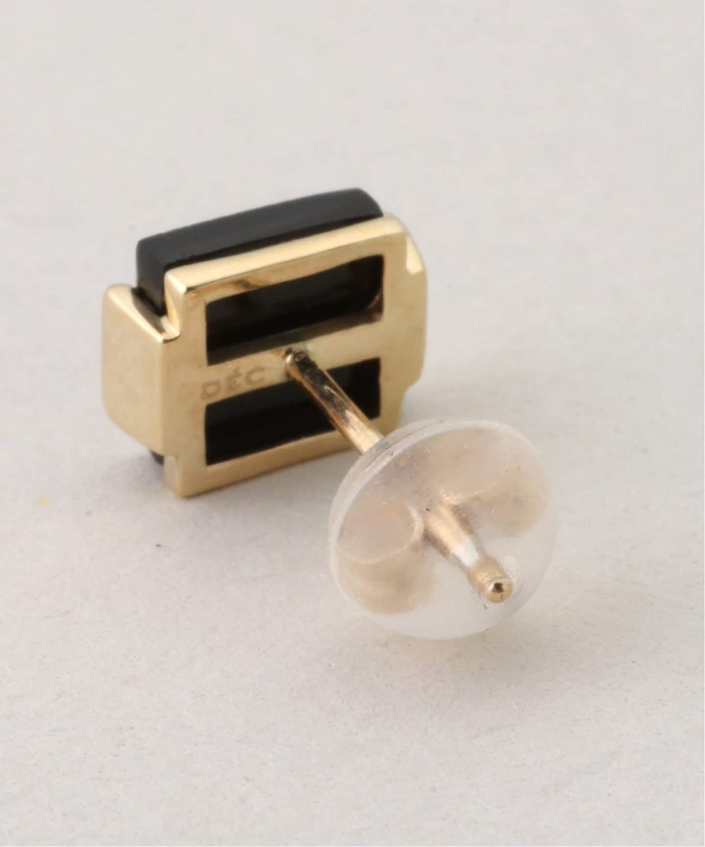 10K square onyx pierce(両耳)（ピアス（両耳用））｜DECOUVERTE