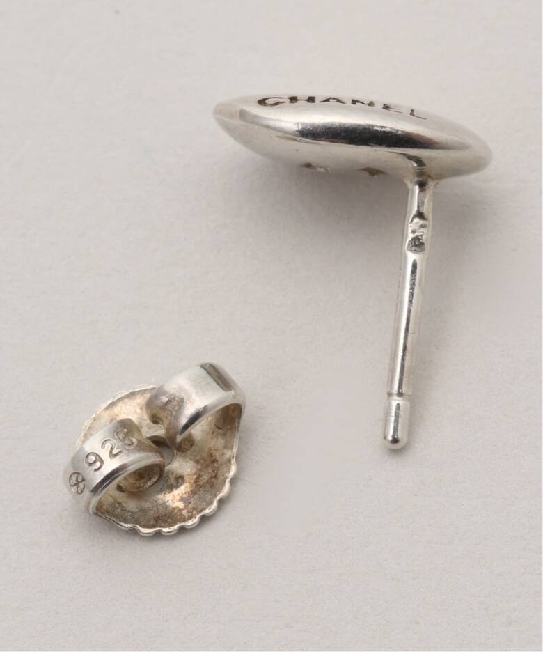 VINTAGE CHANEL/シャネル】pierce logo oval (両耳)（ピアス（両耳用 