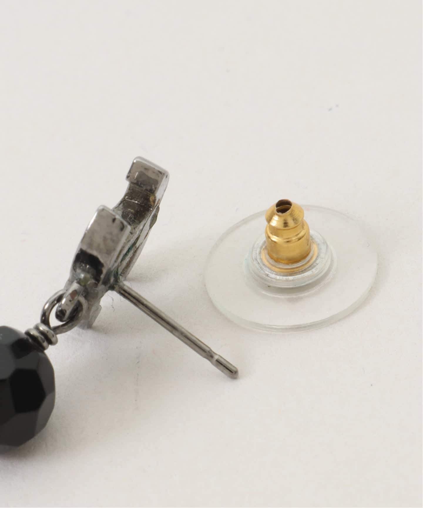 VINTAGE CHANEL/シャネル】CC pierce ball(両耳)（ピアス（両耳用