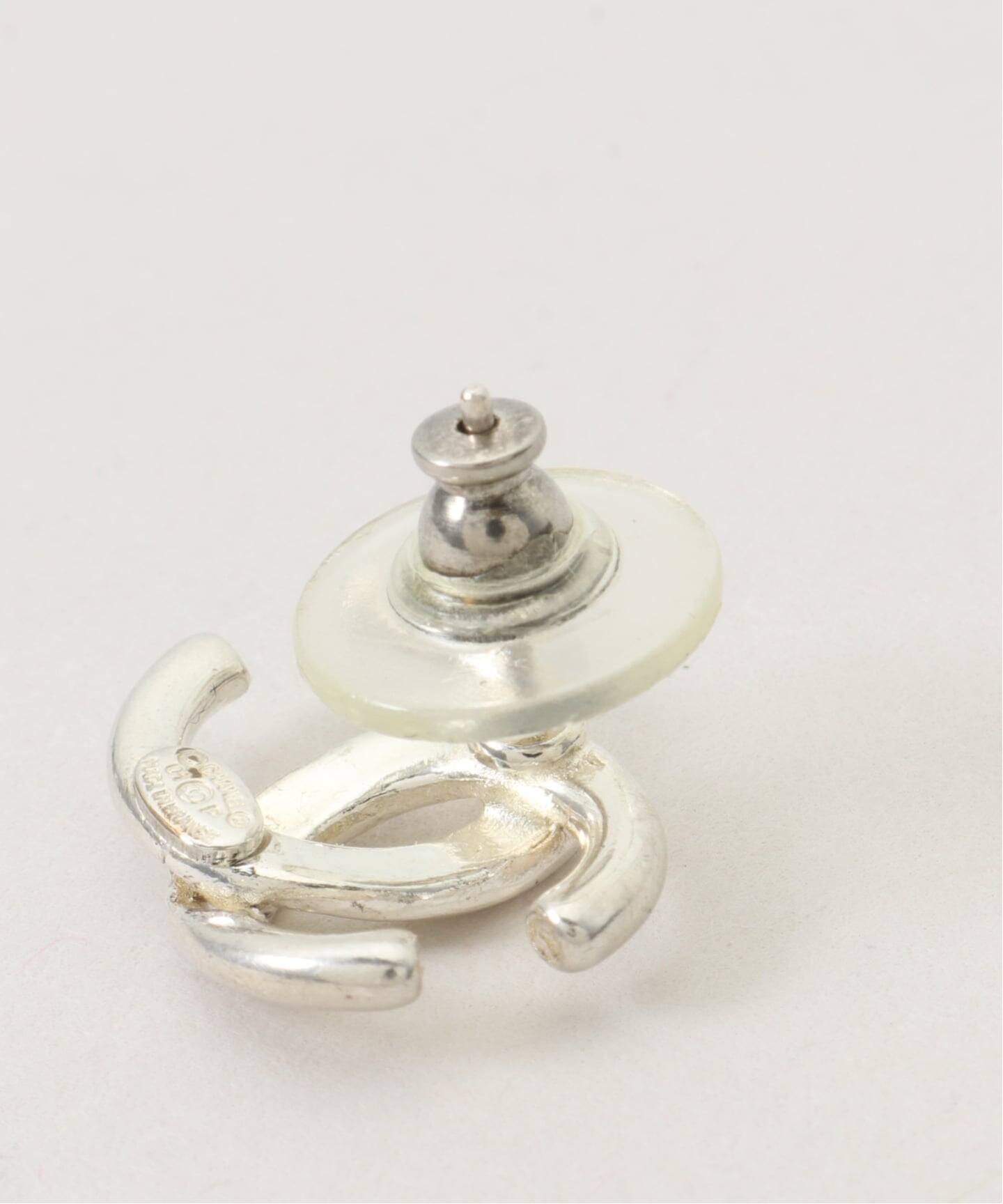 VINTAGE CHANEL/シャネル】CC pierce(両耳)（ピアス（両耳用