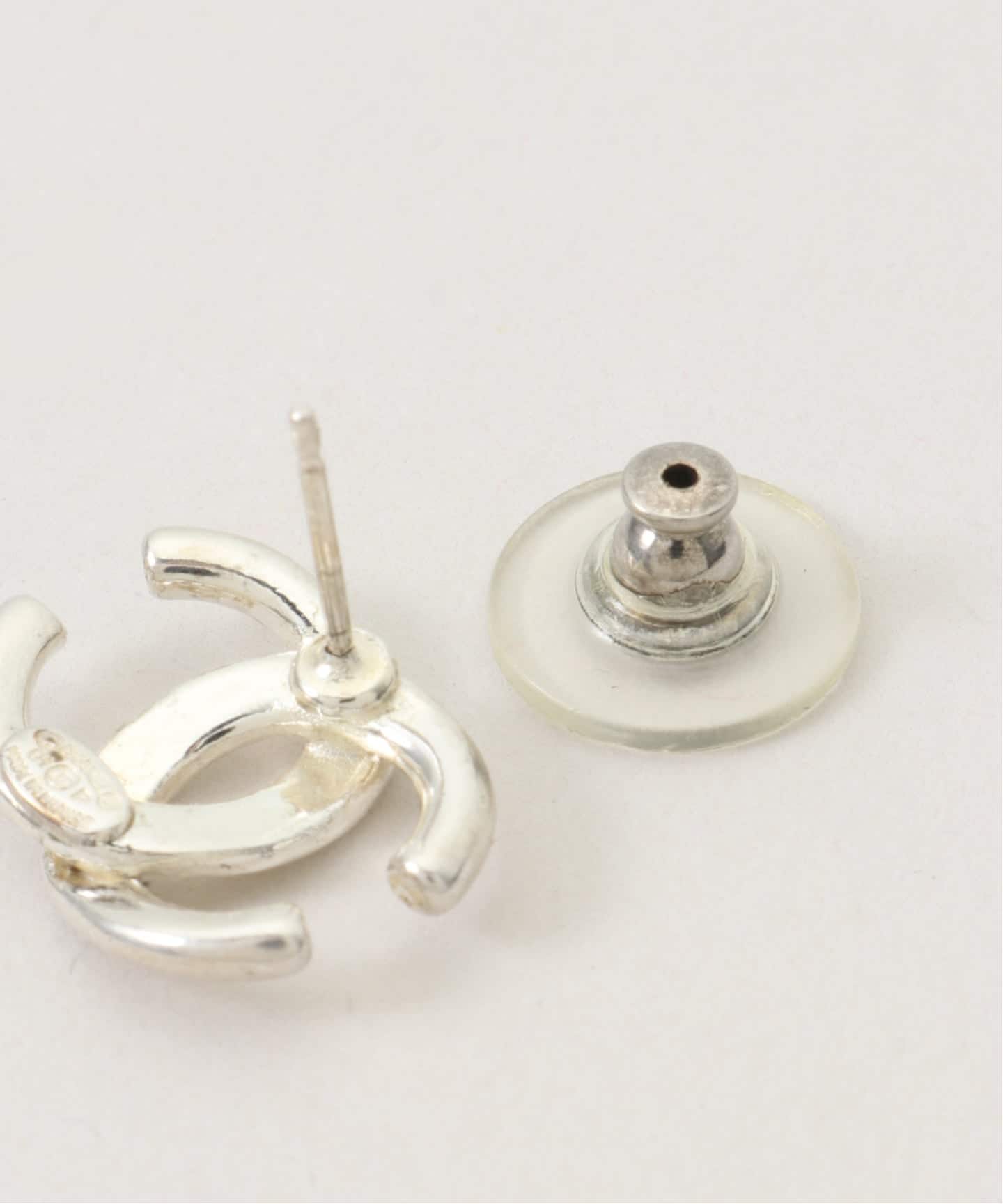 VINTAGE CHANEL/シャネル】CC pierce(両耳)（ピアス（両耳用