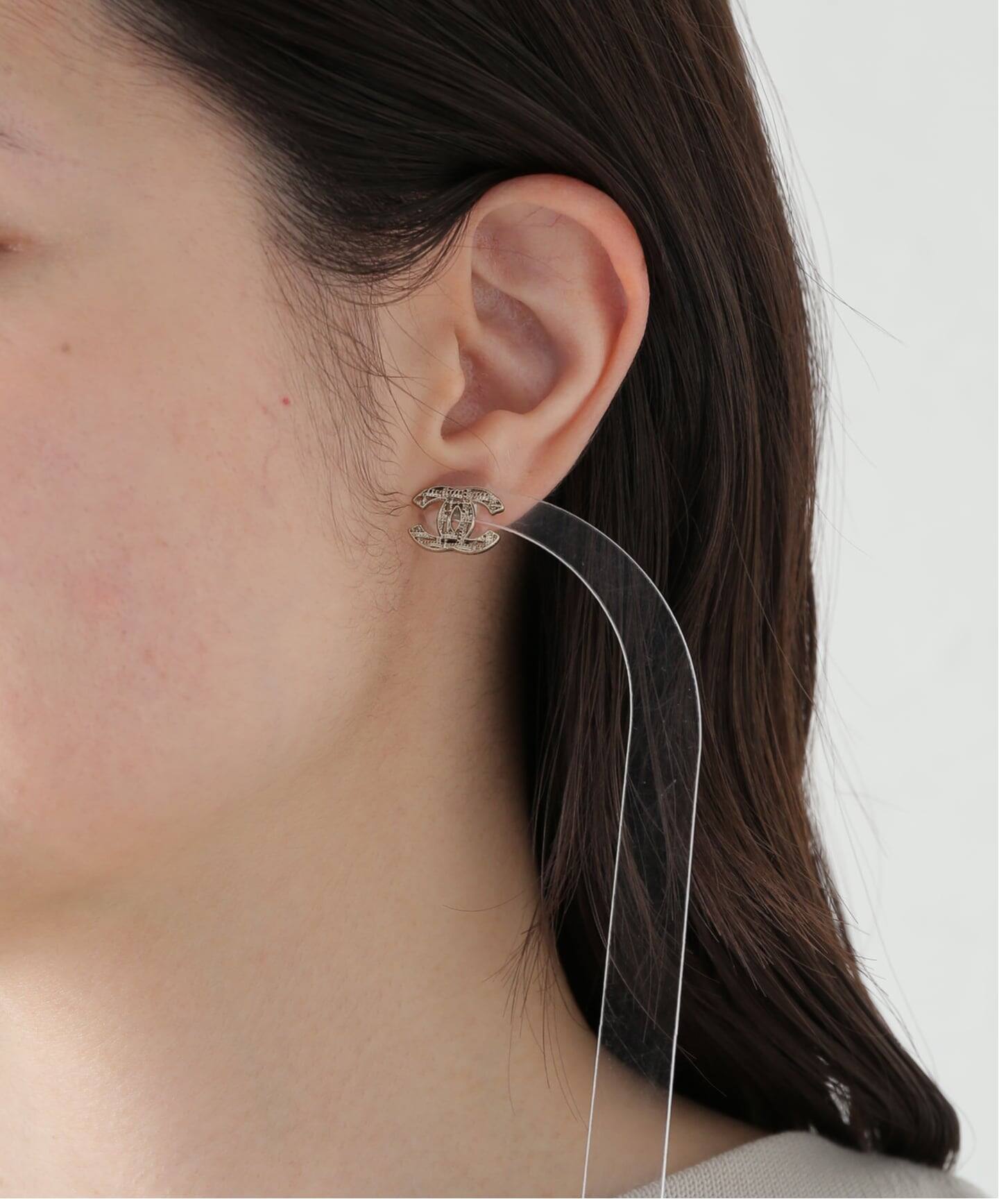 VINTAGE CHANEL/シャネル】CC pierce tweed(両耳)（ピアス（両耳用