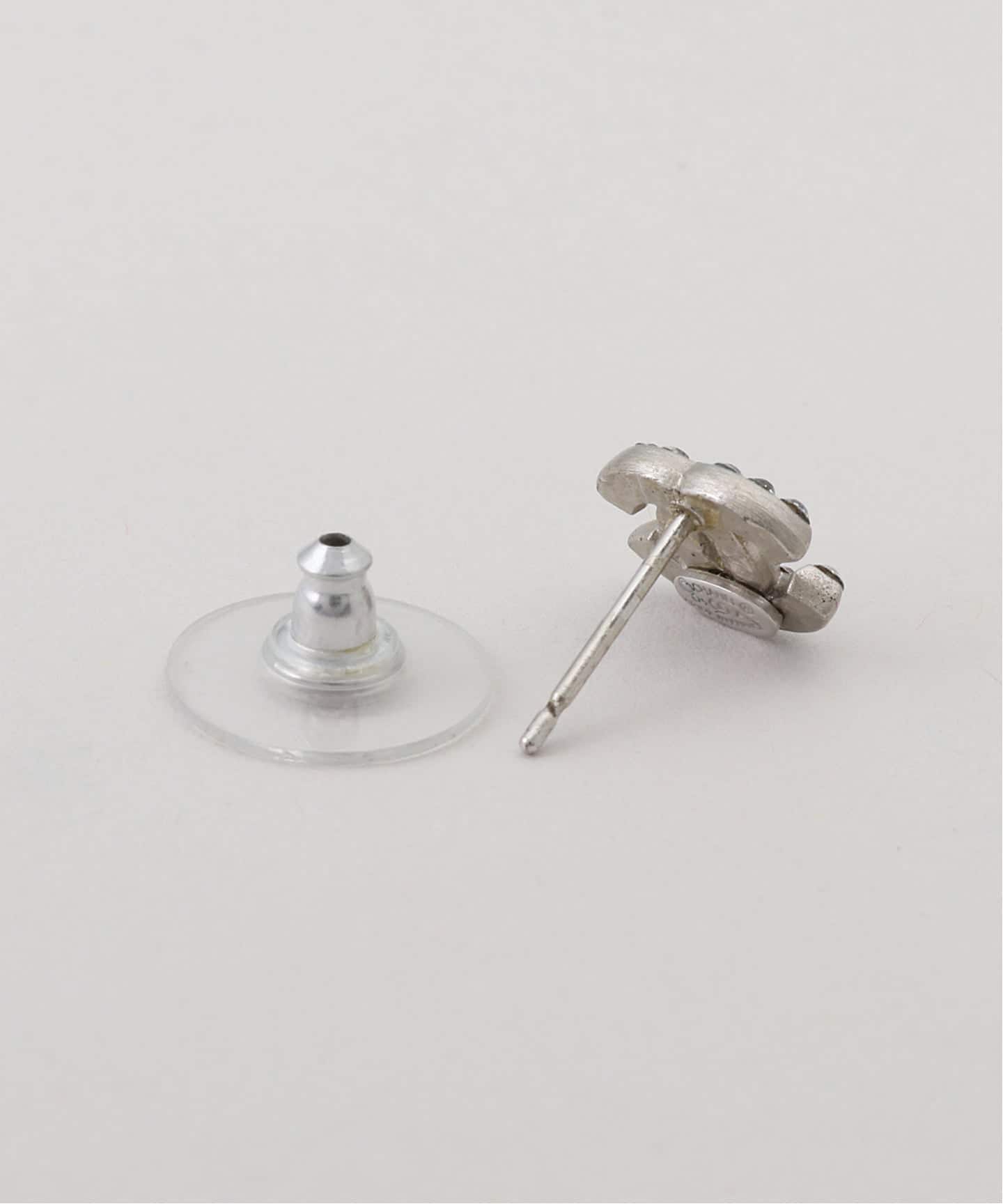 VINTAGE CHANEL/シャネル】CC pierce (両耳)（ピアス（両耳用