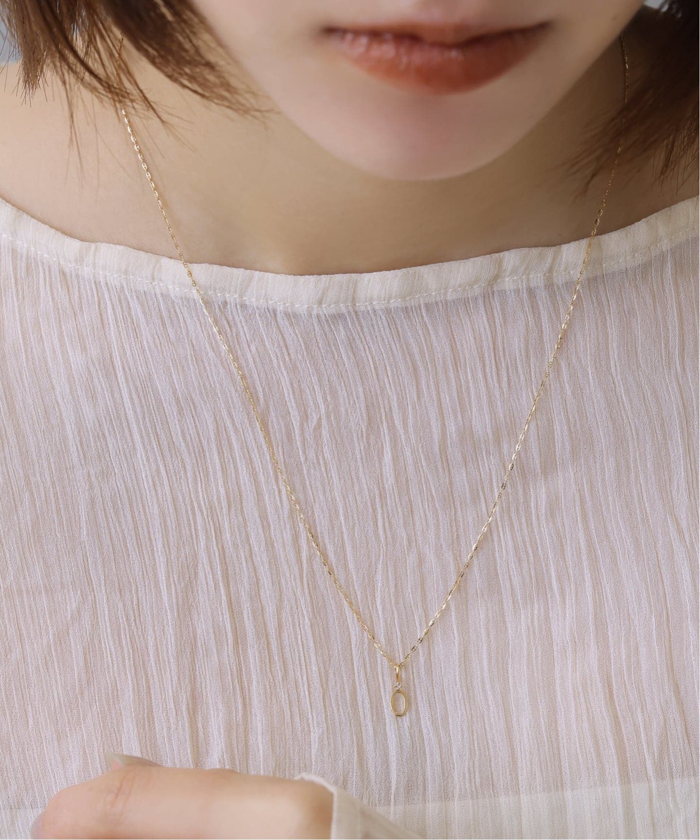 予約》オーバルラインモチーフチャーム K18（チャーム）｜Lilas（リラ