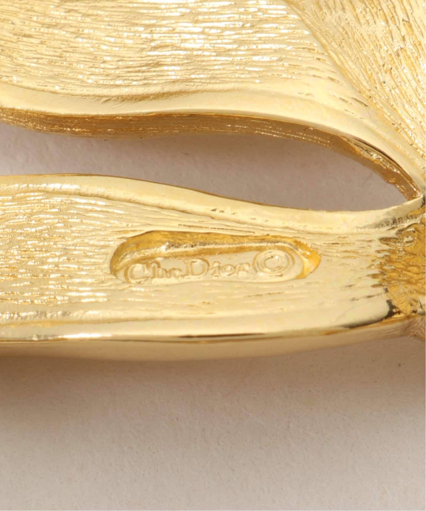 VINTAGE DIOR/ディオール】 brooch ribbon（コサージュ）｜ENSEMBLE