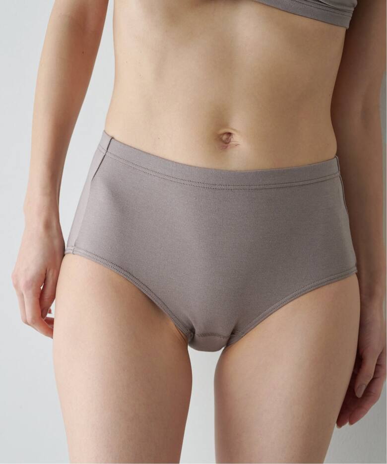 アンダーウェア／水着