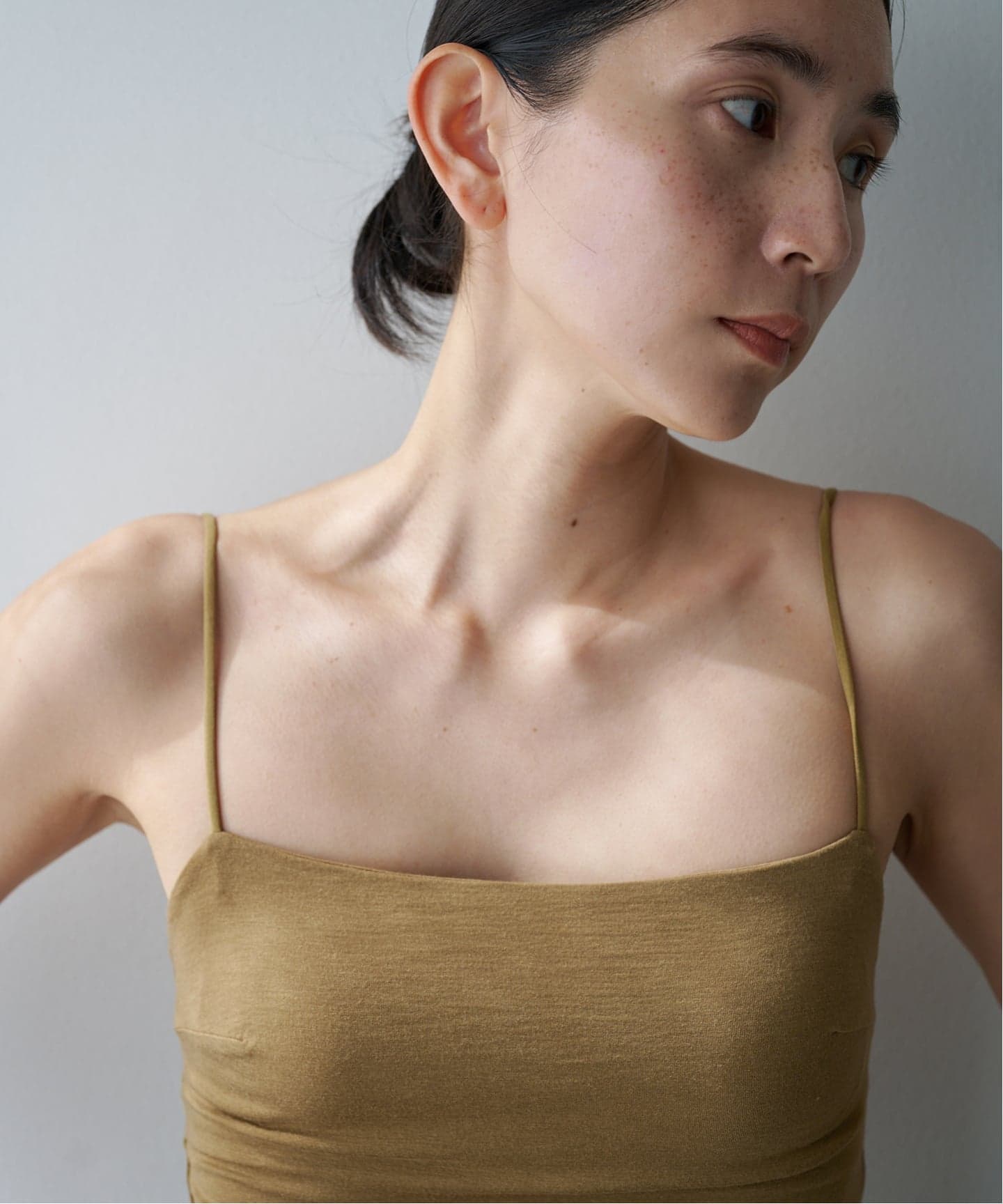 ACTIVE】Bamboo ストレッチキャミソール（ブラック、ベージュA