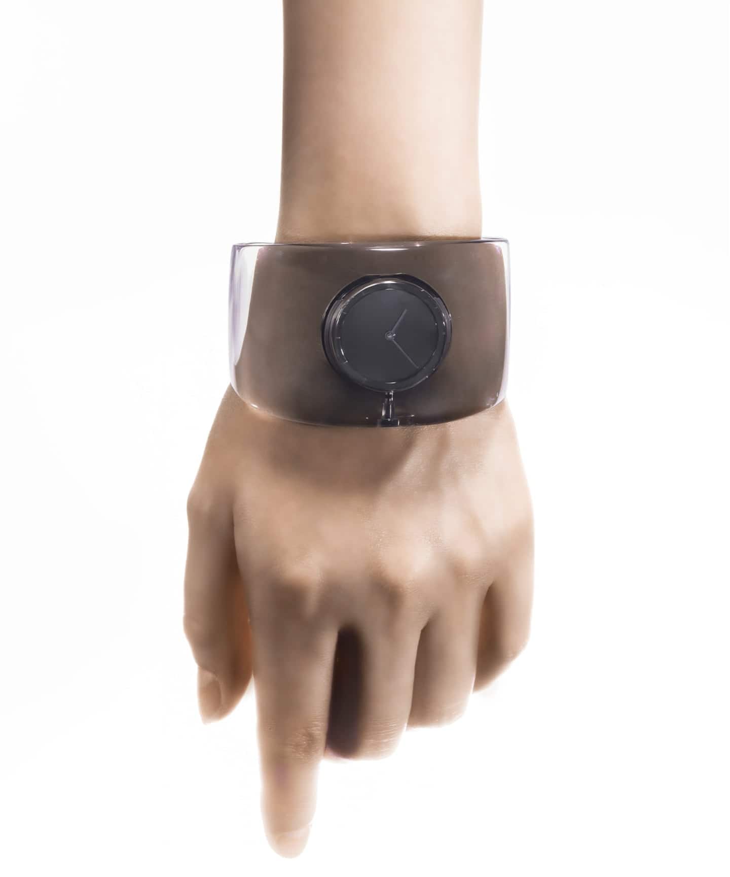 Web限定 ISSEY MIYAKE O Bold NYAS002 Bold gray（新品）｜HIROB