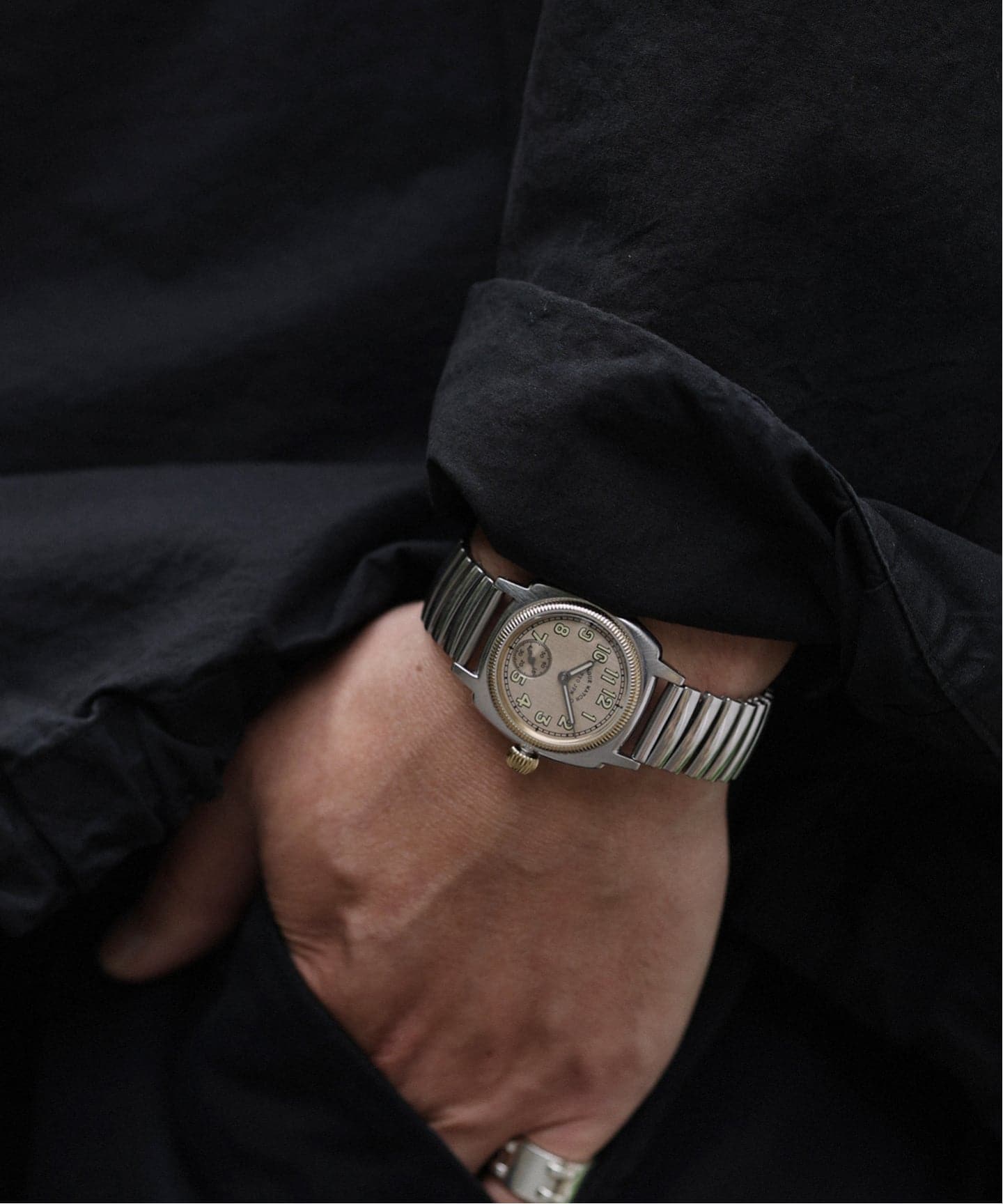 ふー VAGUE WATCH CoussinEarlyExtension VAGUE WATCH CO. Coussin Early Extension 32mm（新品）｜HIROB